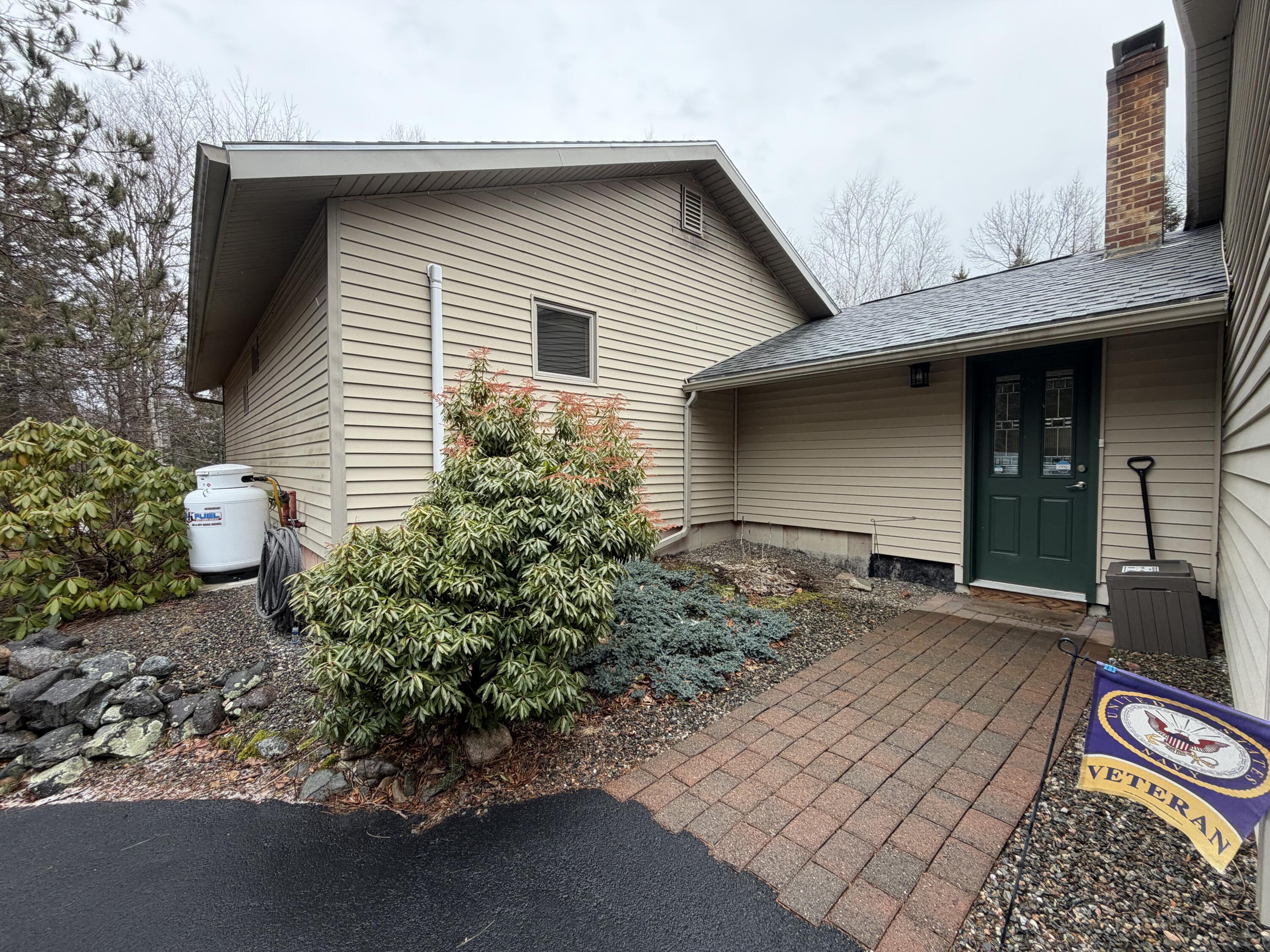 14 Ackley Way