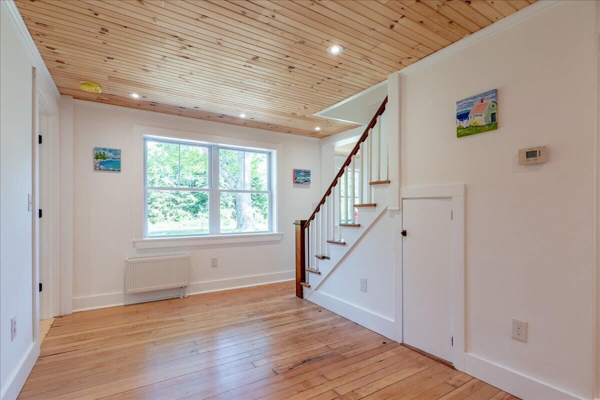 819 Pleasant Point Road