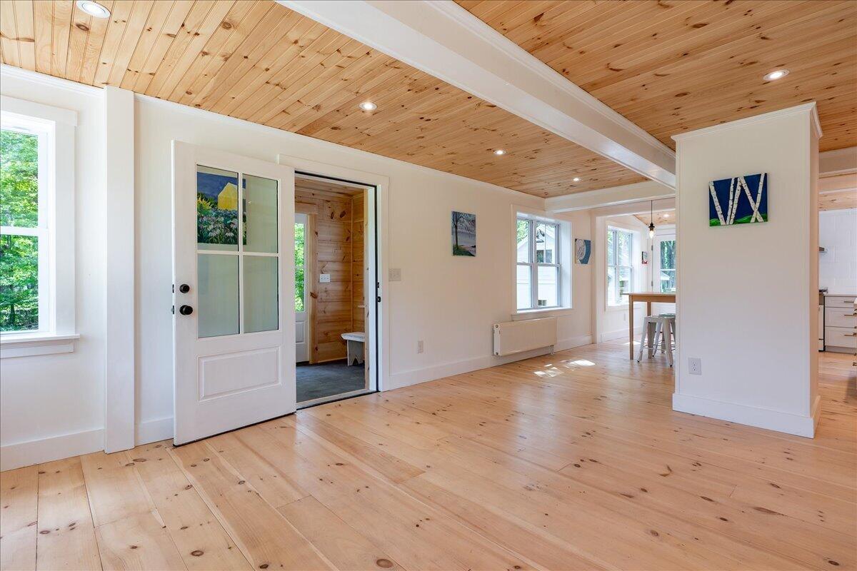 819 Pleasant Point Road