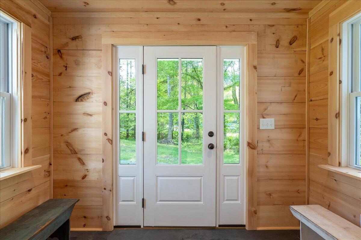 819 Pleasant Point Road