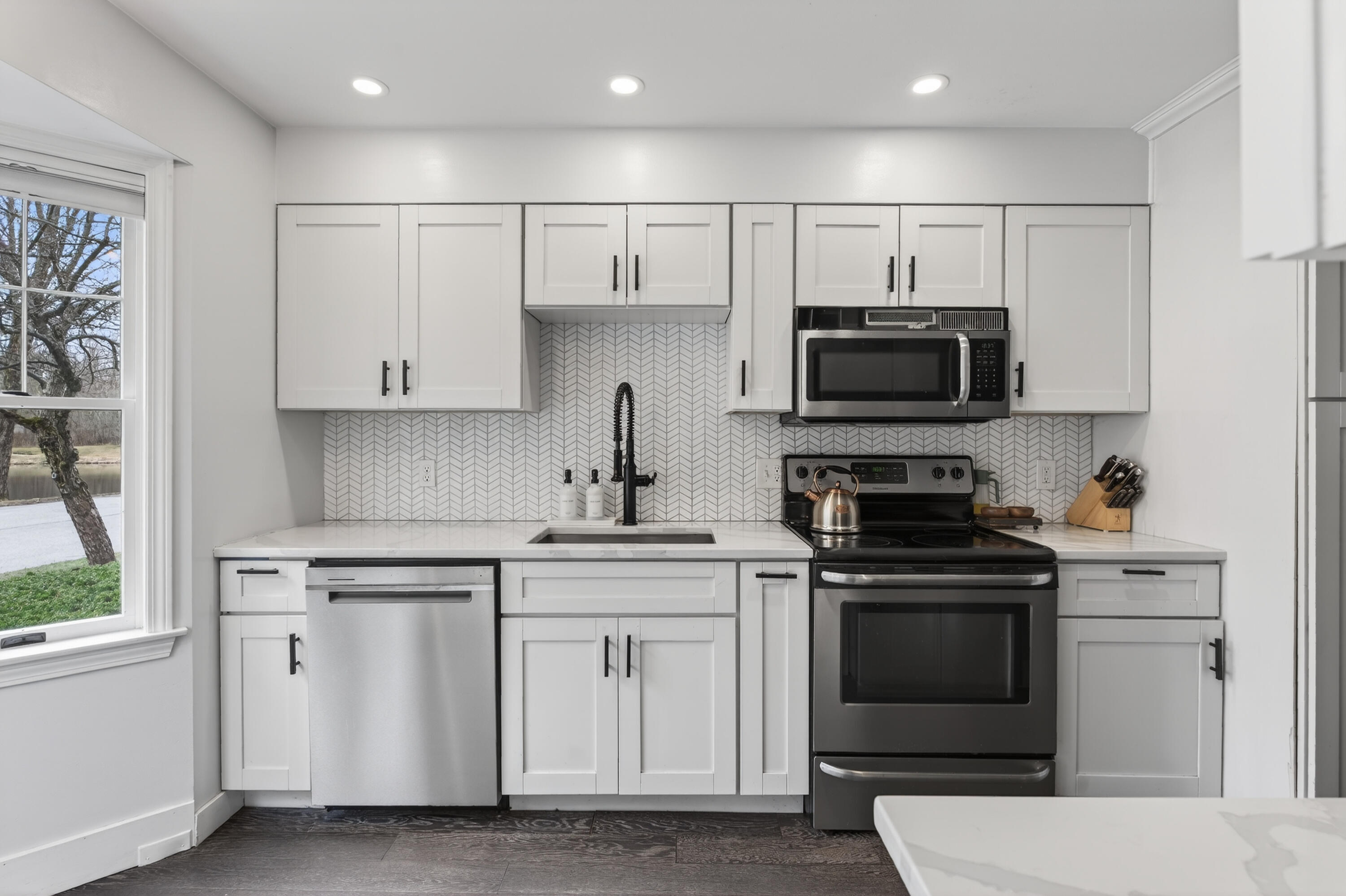 10 Cresfield Terrace 4304
