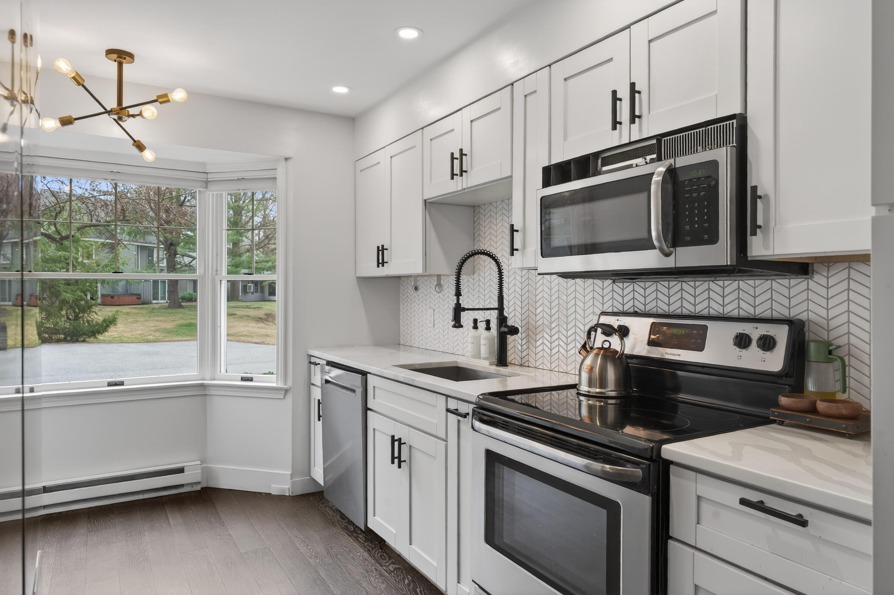 10 Cresfield Terrace 4304