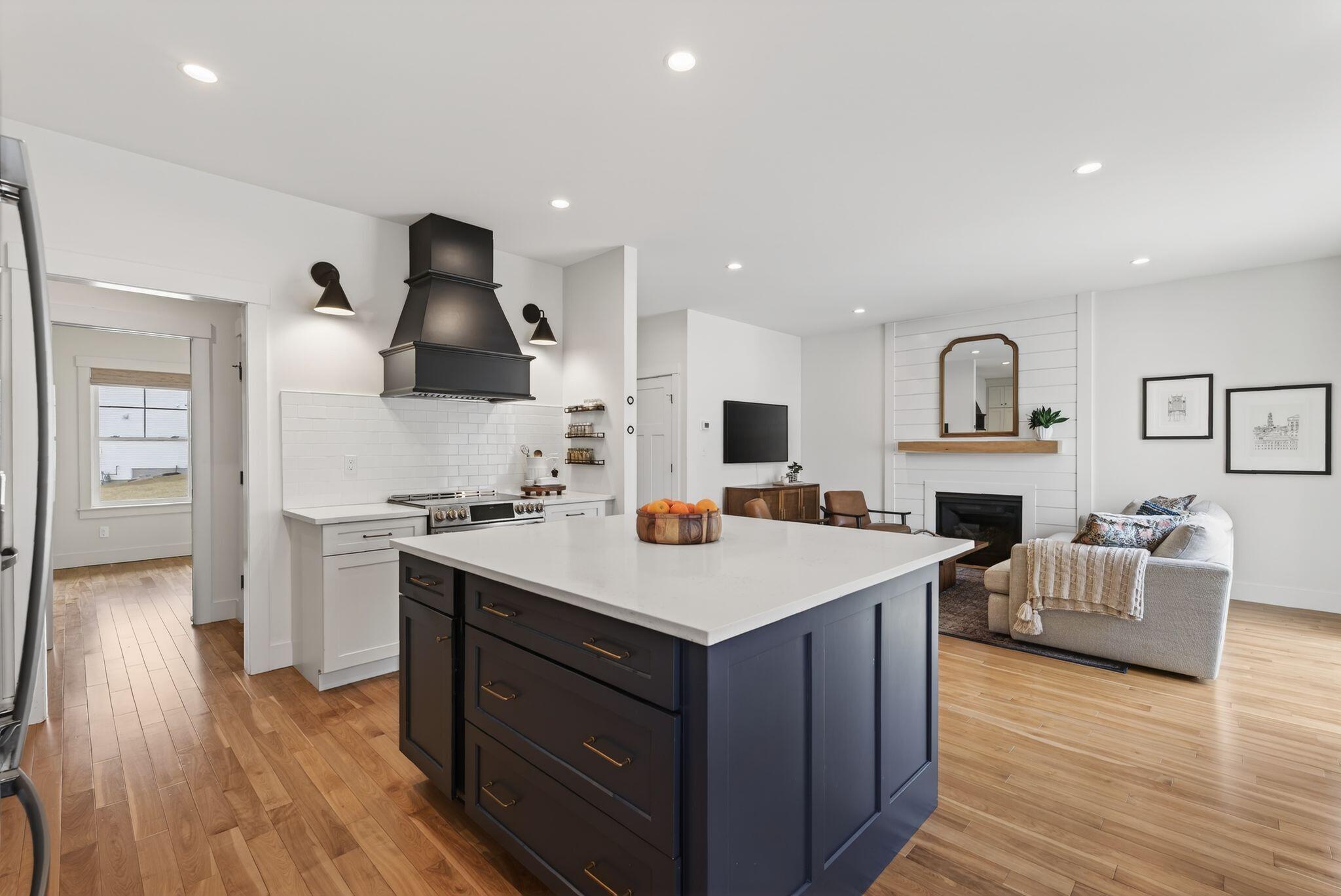 1 Waxwing Lane 45