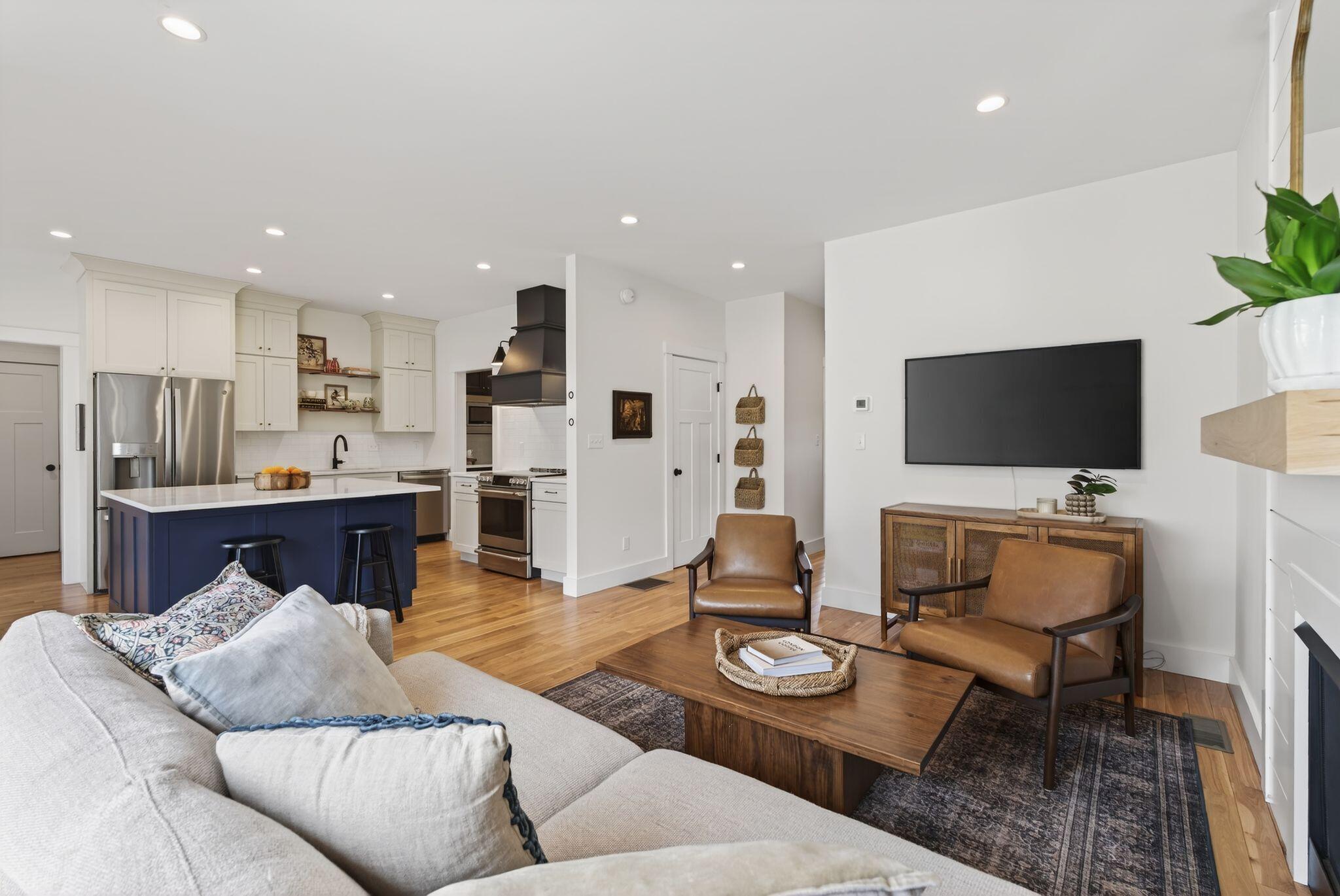 1 Waxwing Lane 45