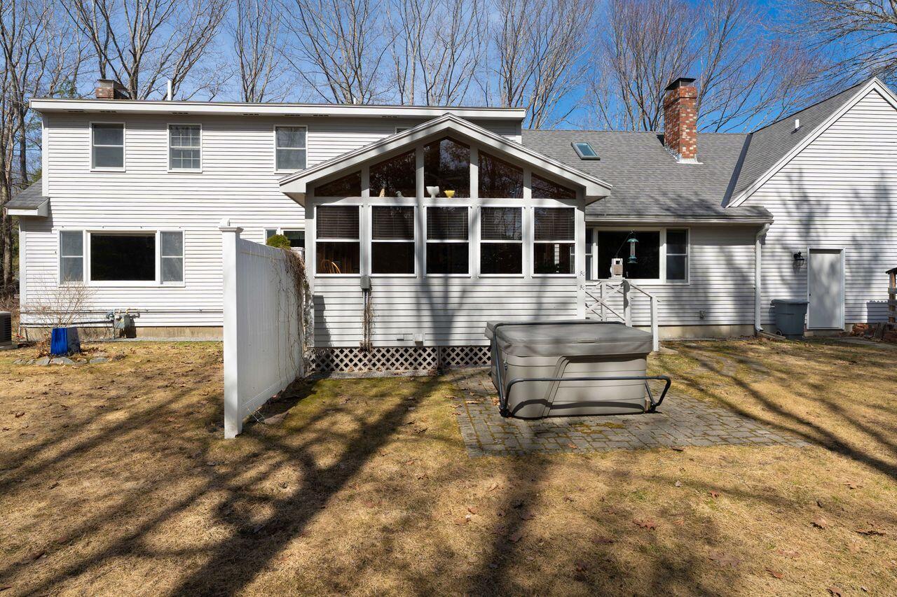 10 Beech Drive