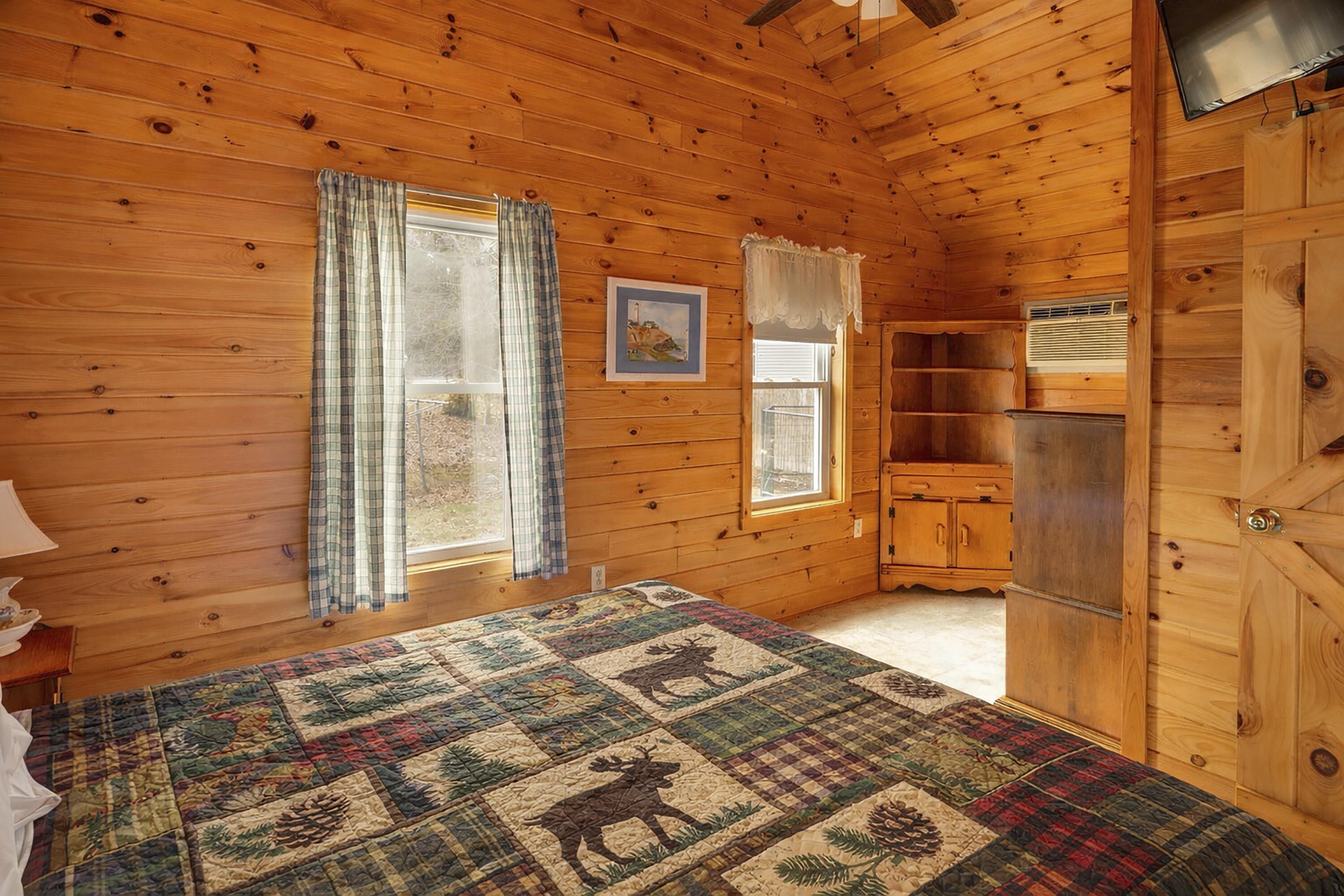 4 Sarah Lane