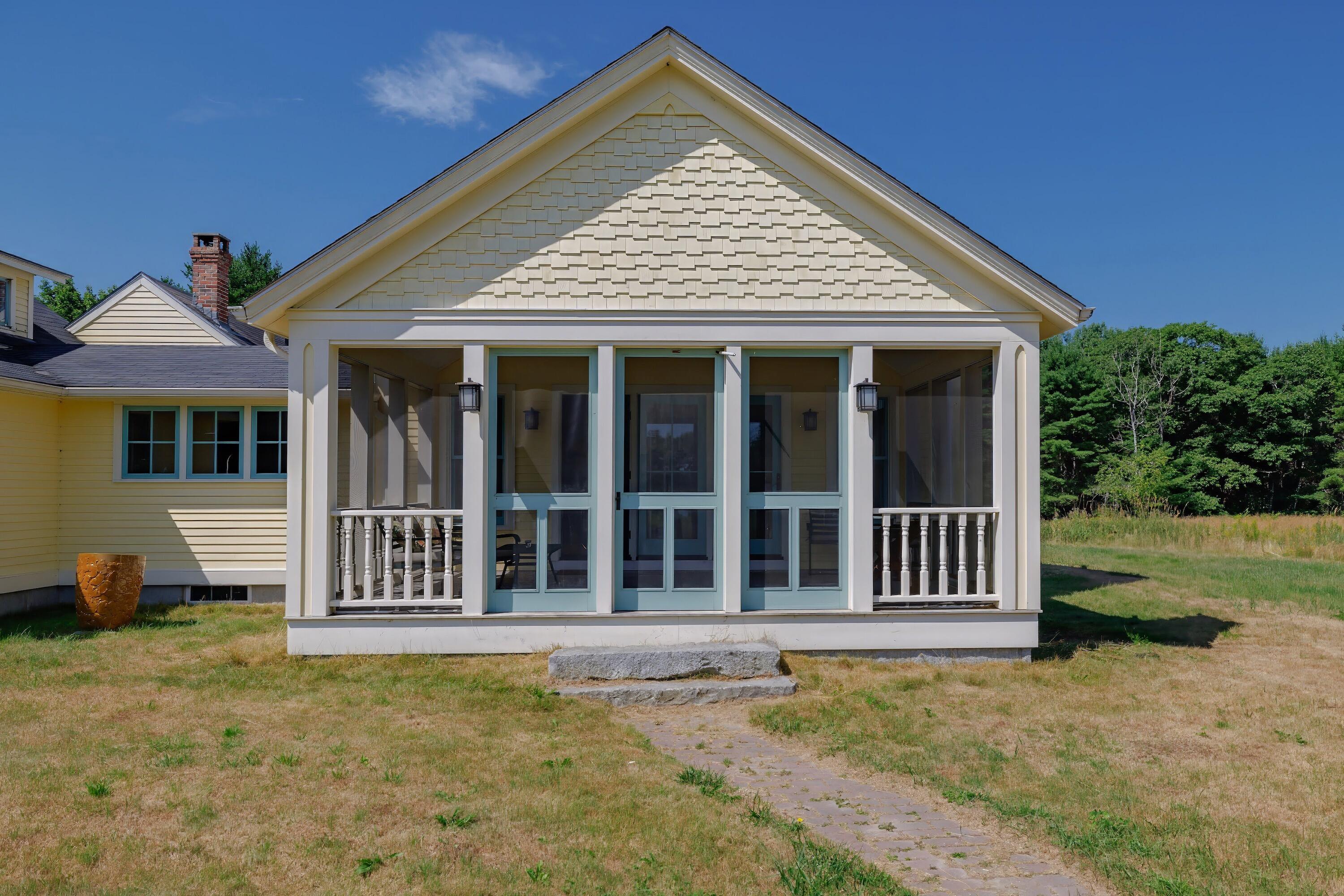 120 Youngs Point Road