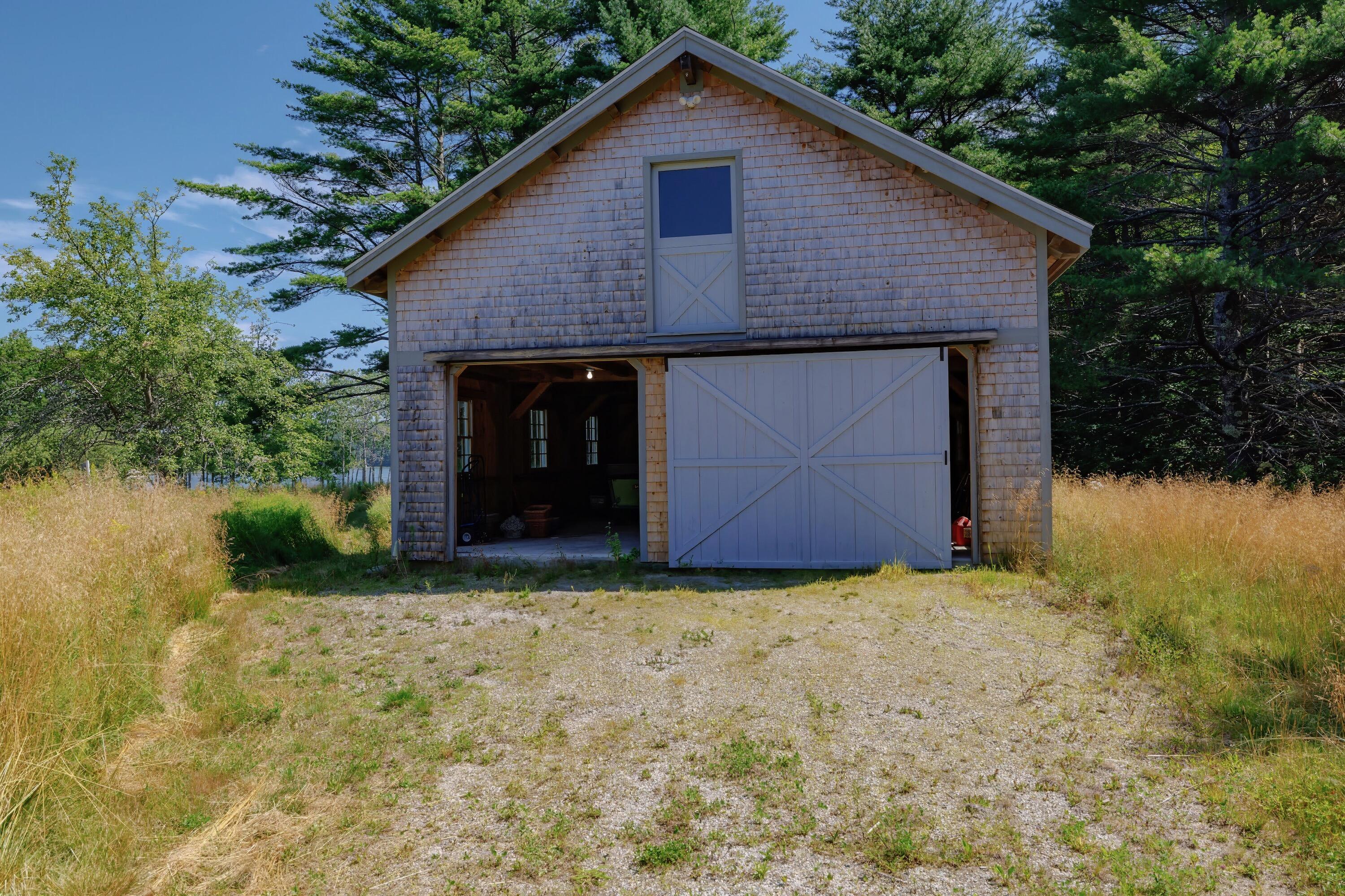 120 Youngs Point Road