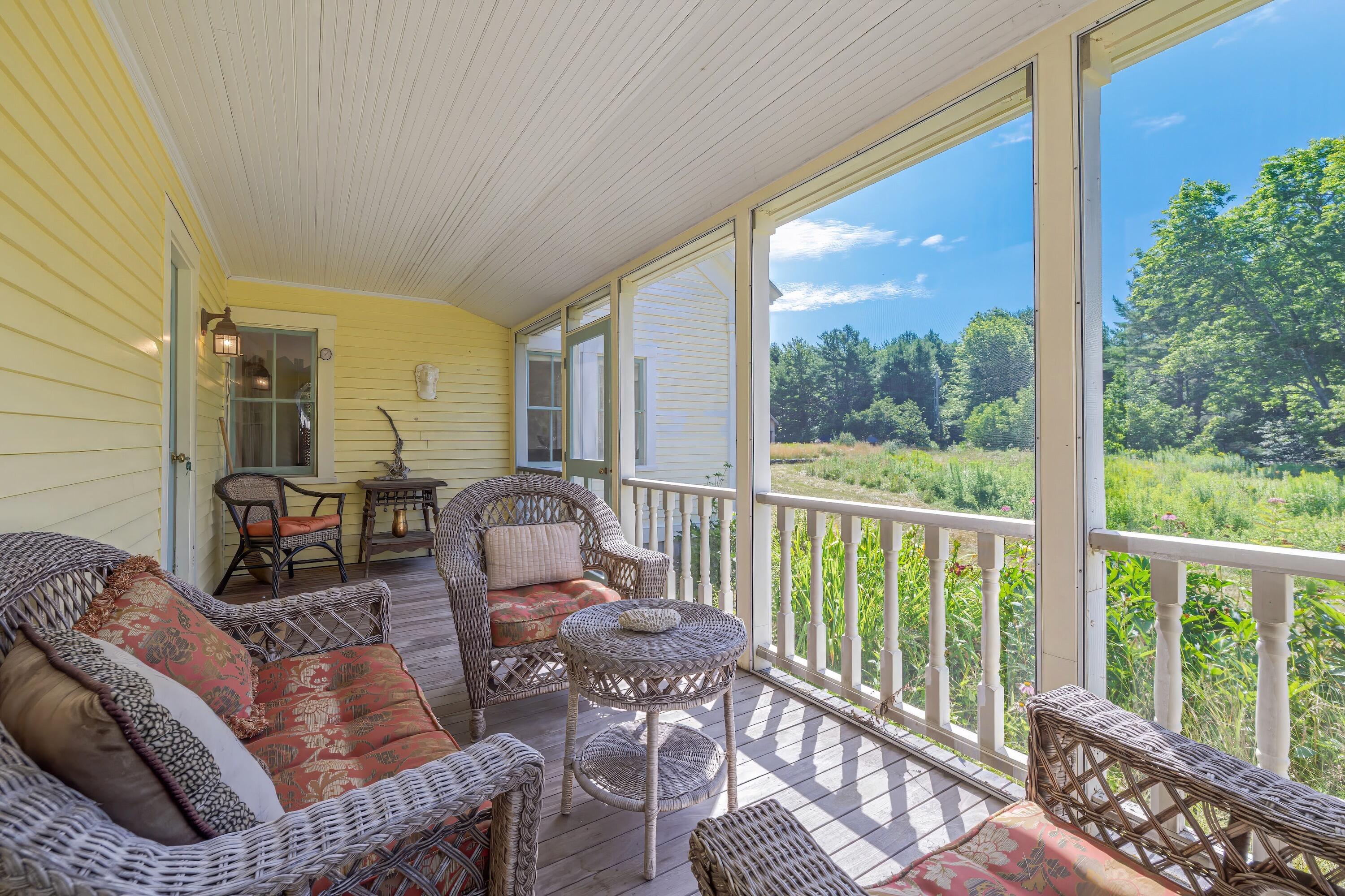 120 Youngs Point Road