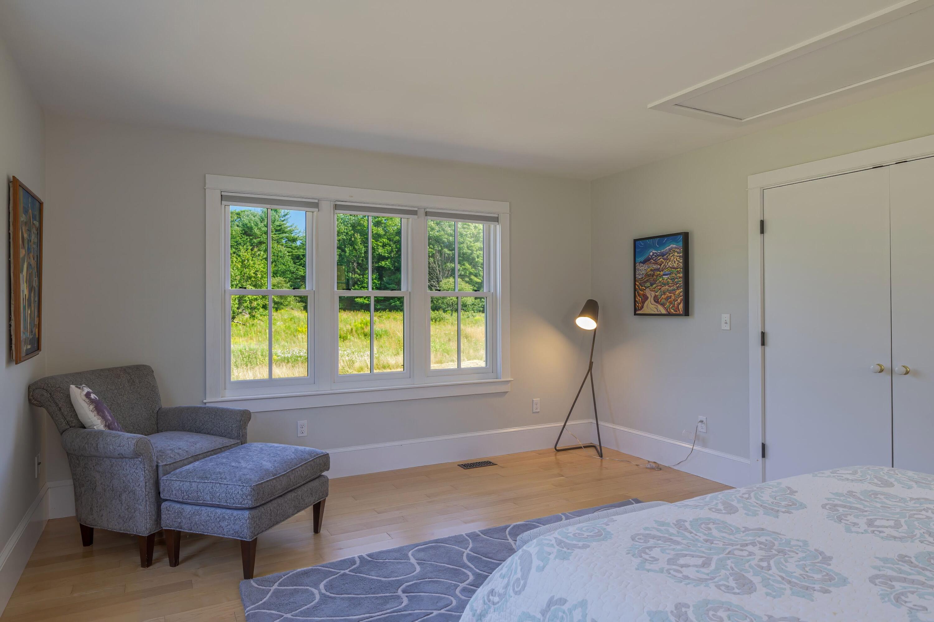 120 Youngs Point Road
