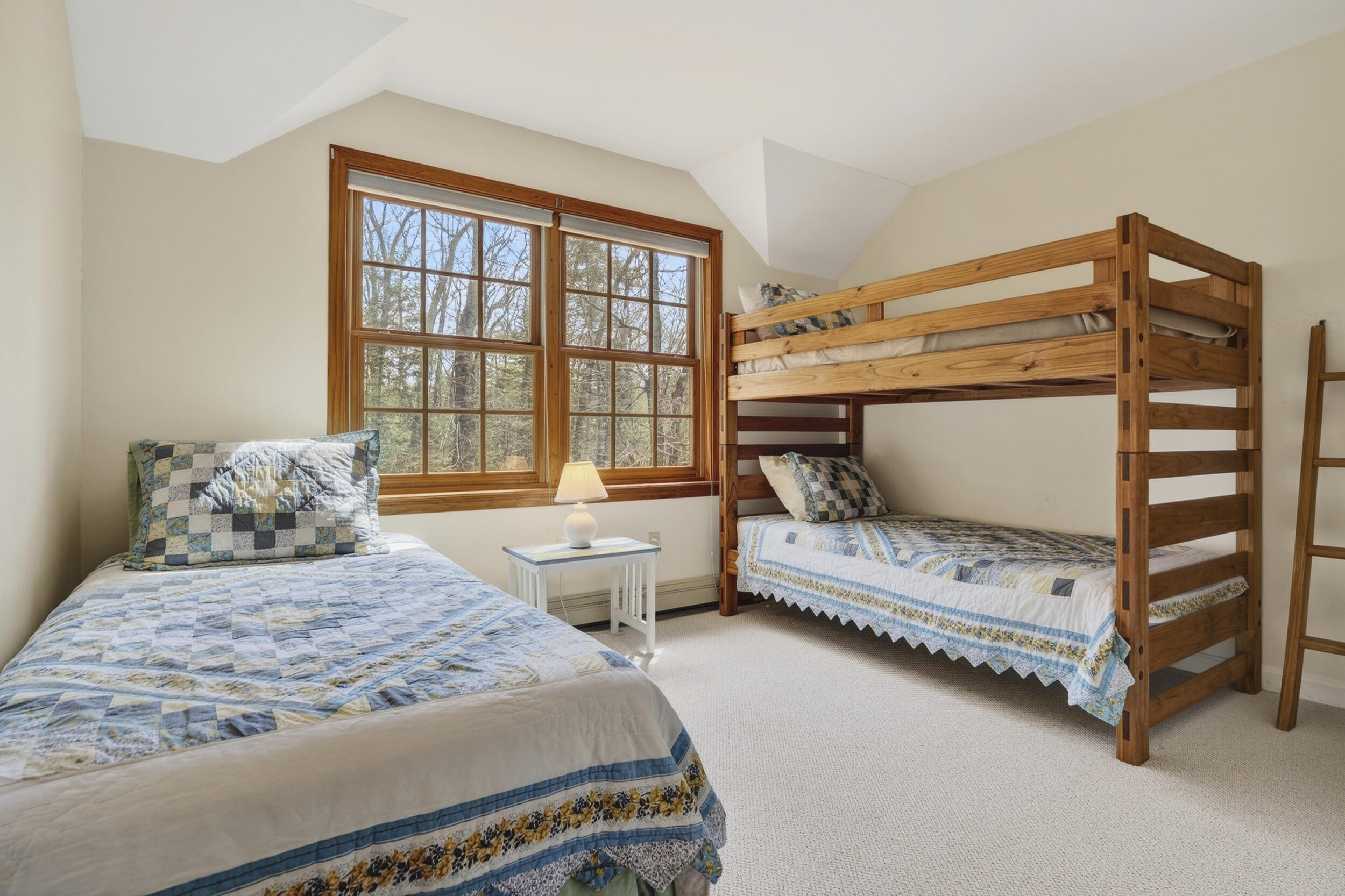 6 Excalibur Court 37
