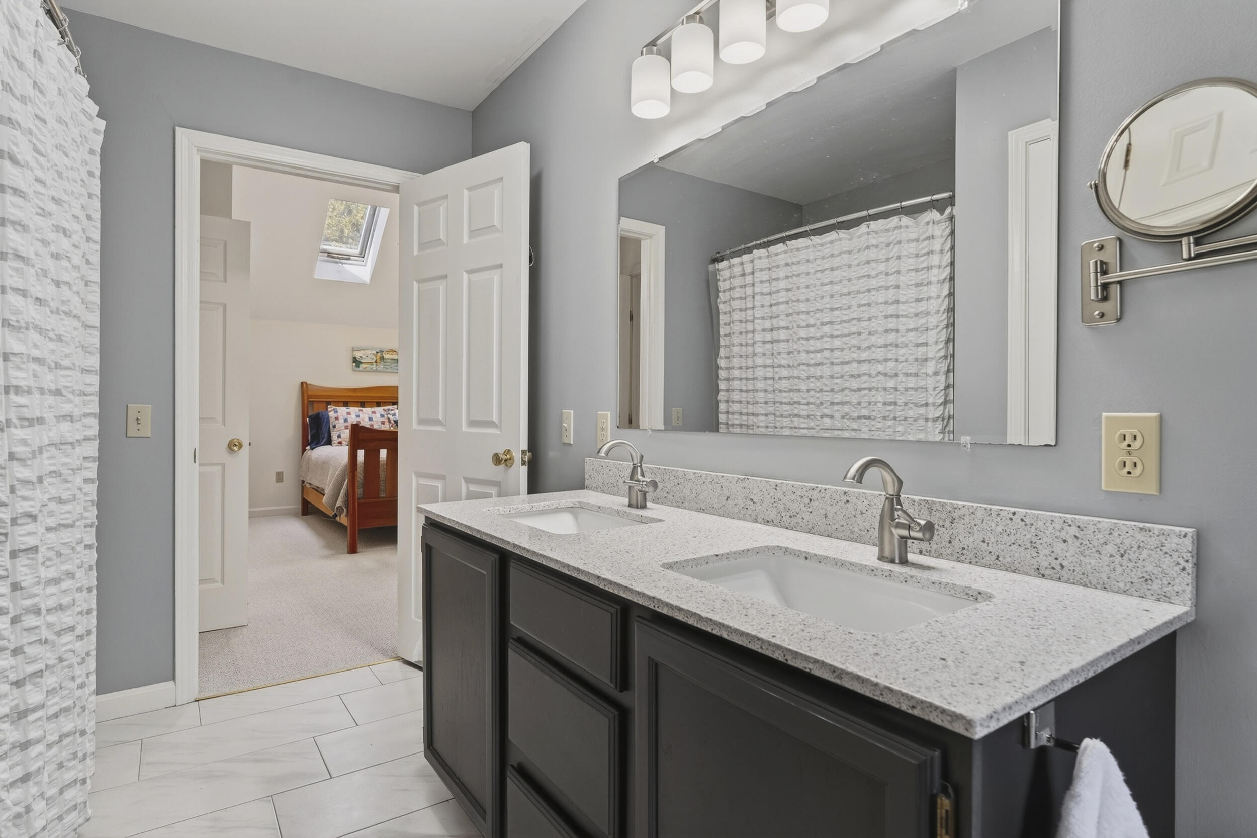 6 Excalibur Court 37
