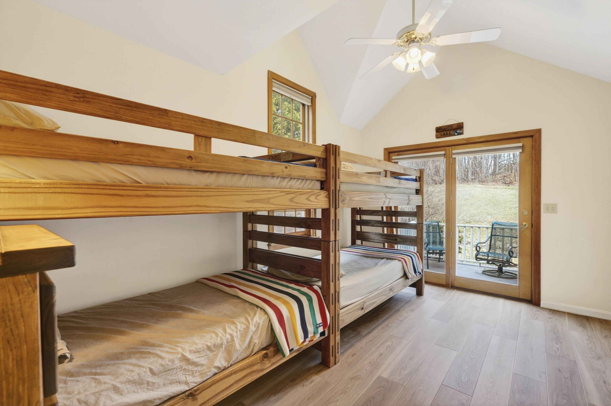 6 Excalibur Court 37