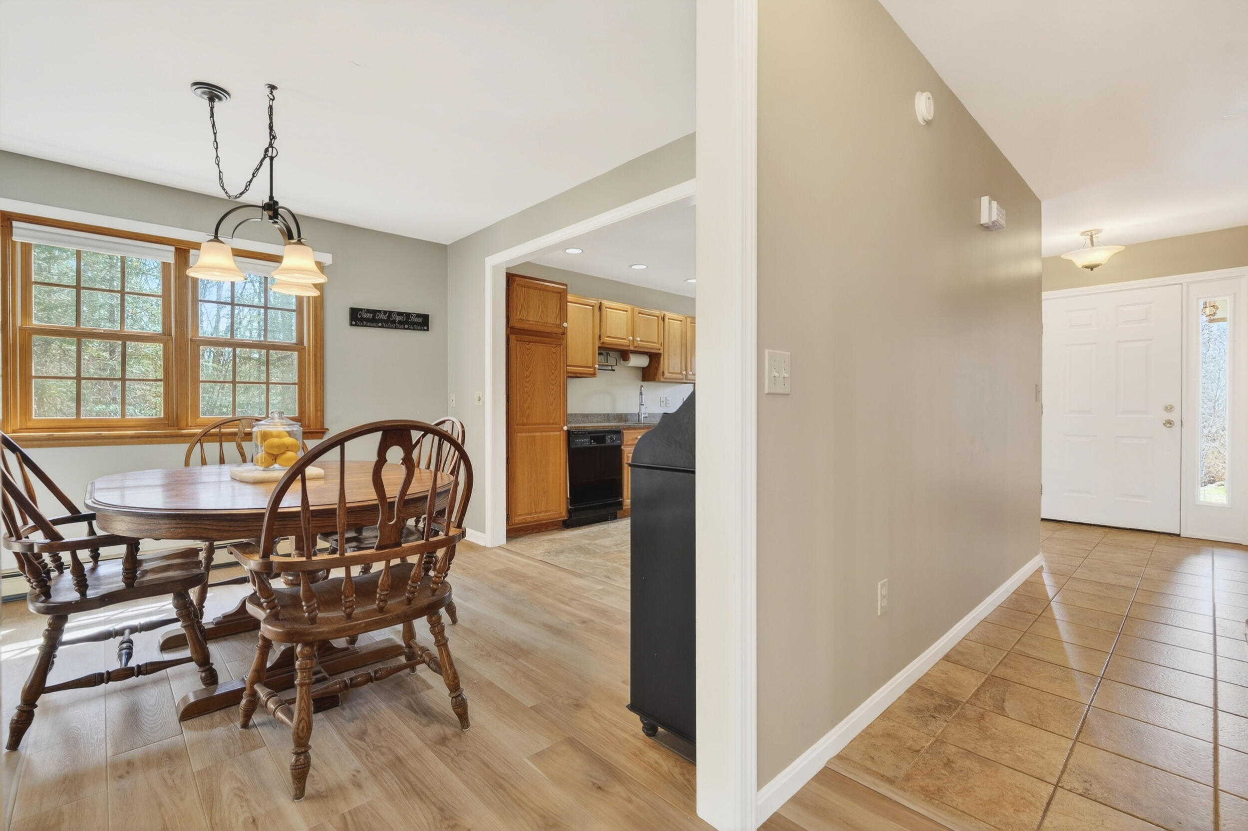 6 Excalibur Court 37