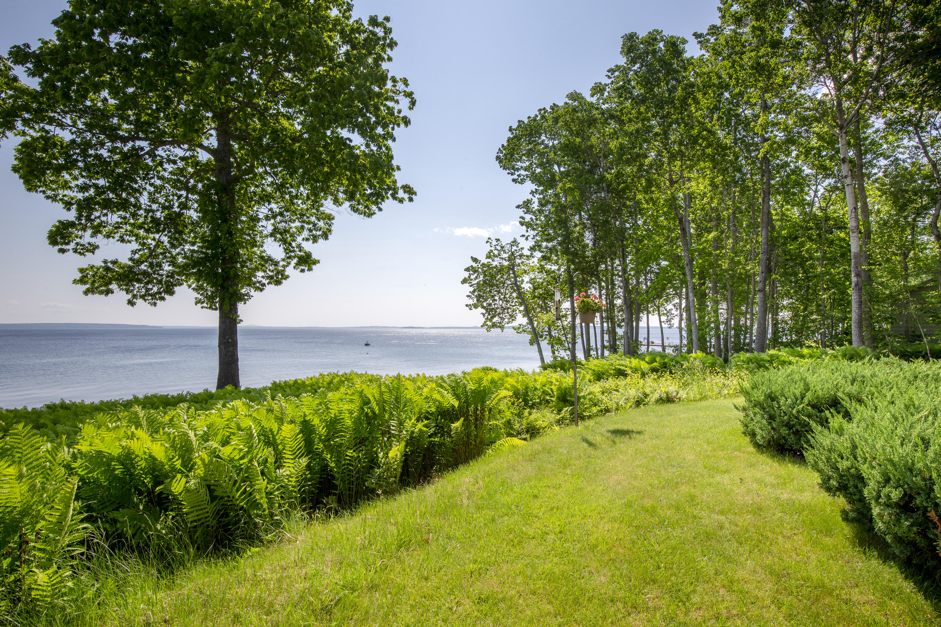 155 Bayside Drive