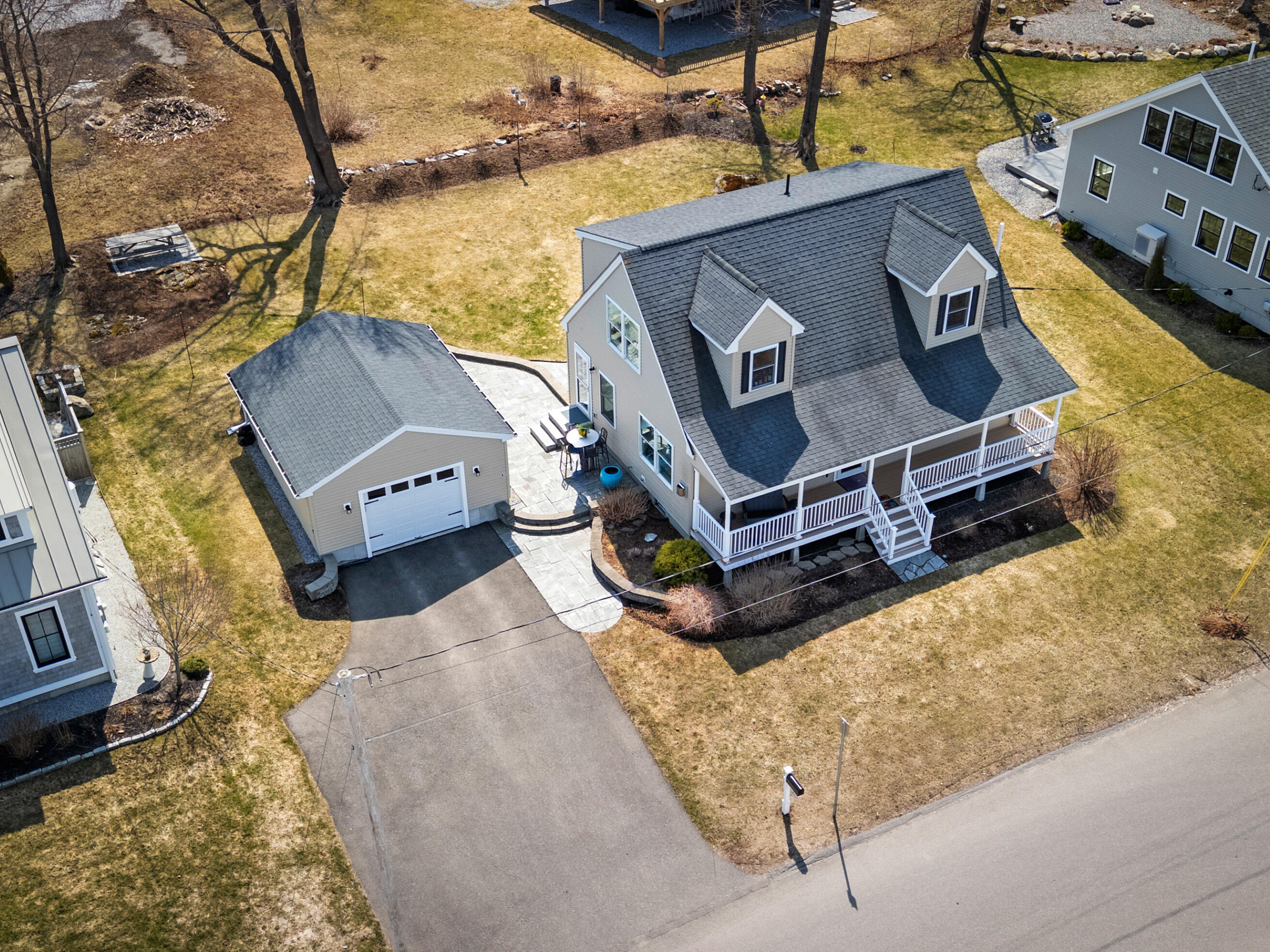 81 Crescent Street
