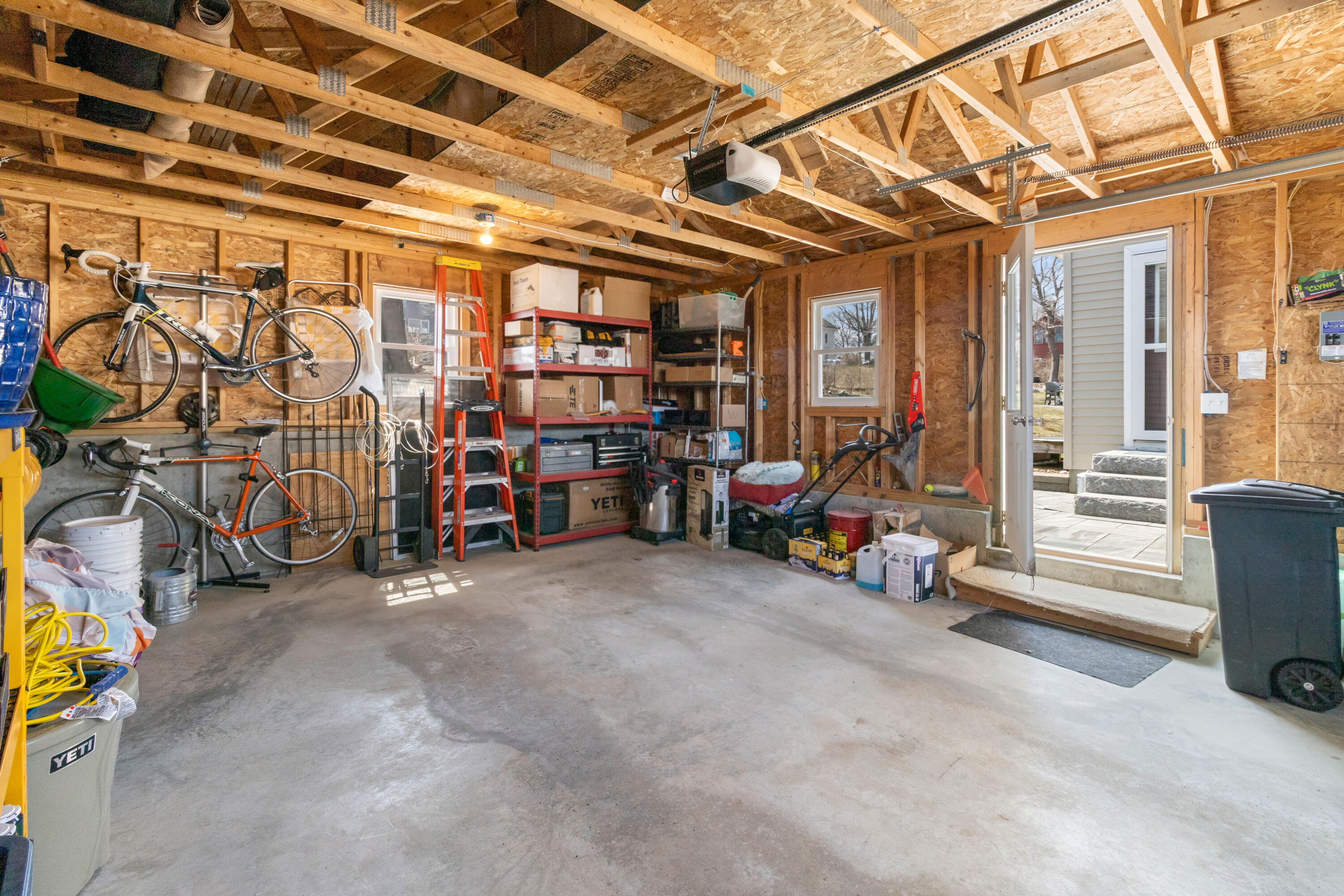 81 Crescent Street
