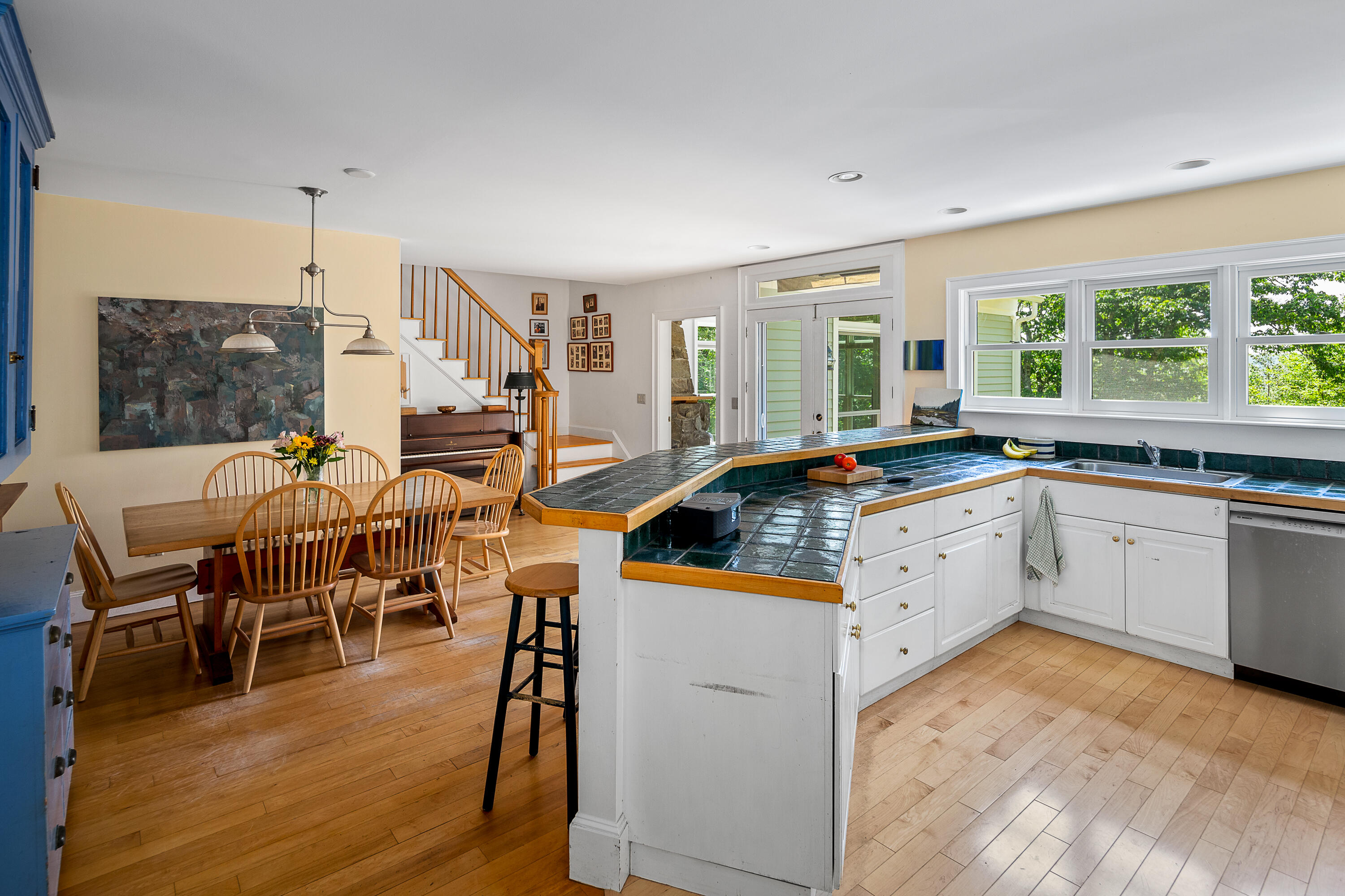 24 White Tail Drive