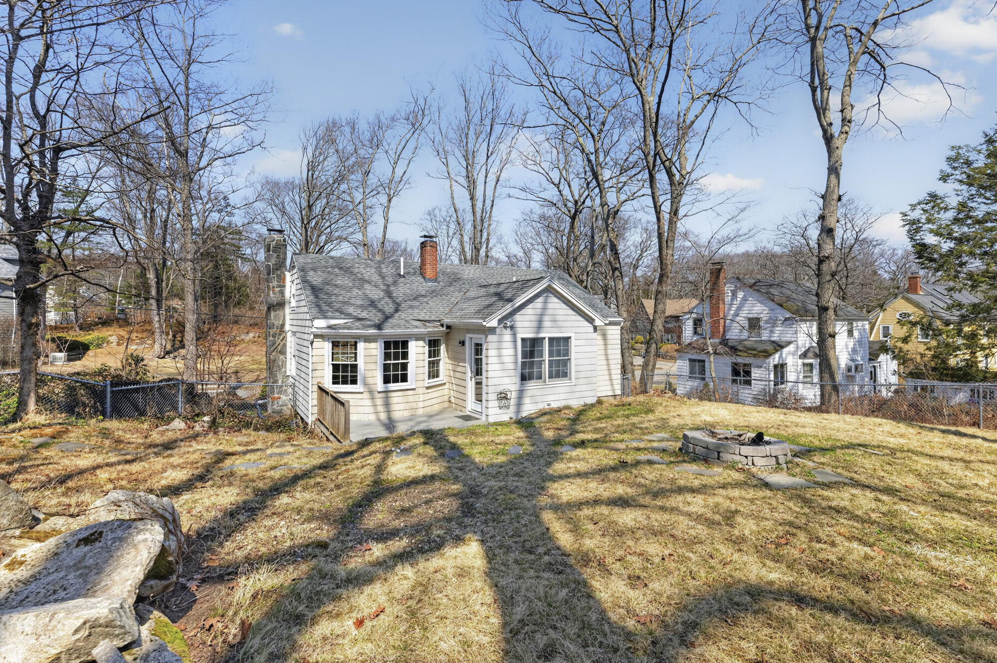 60 Oakhurst Road