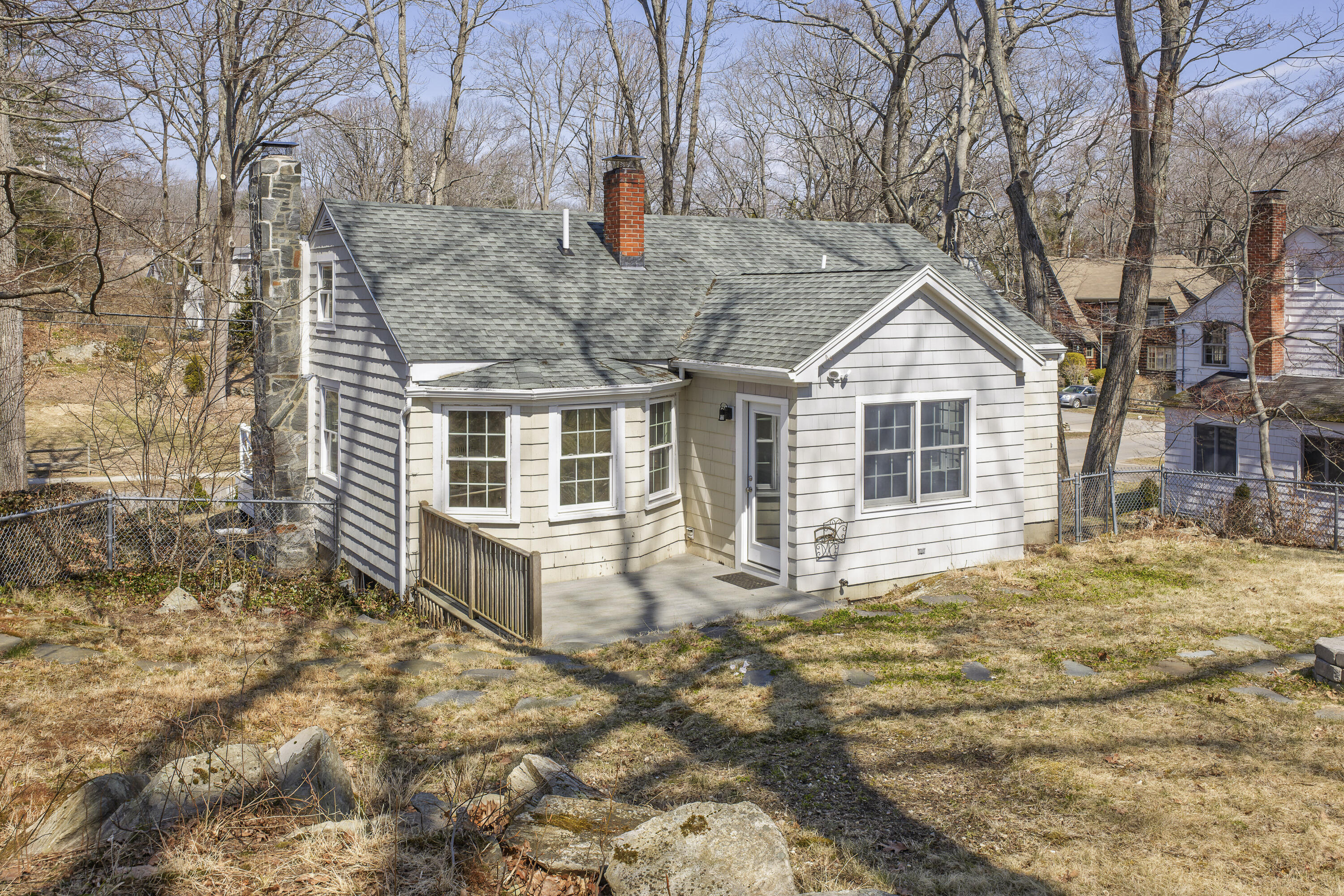 60 Oakhurst Road