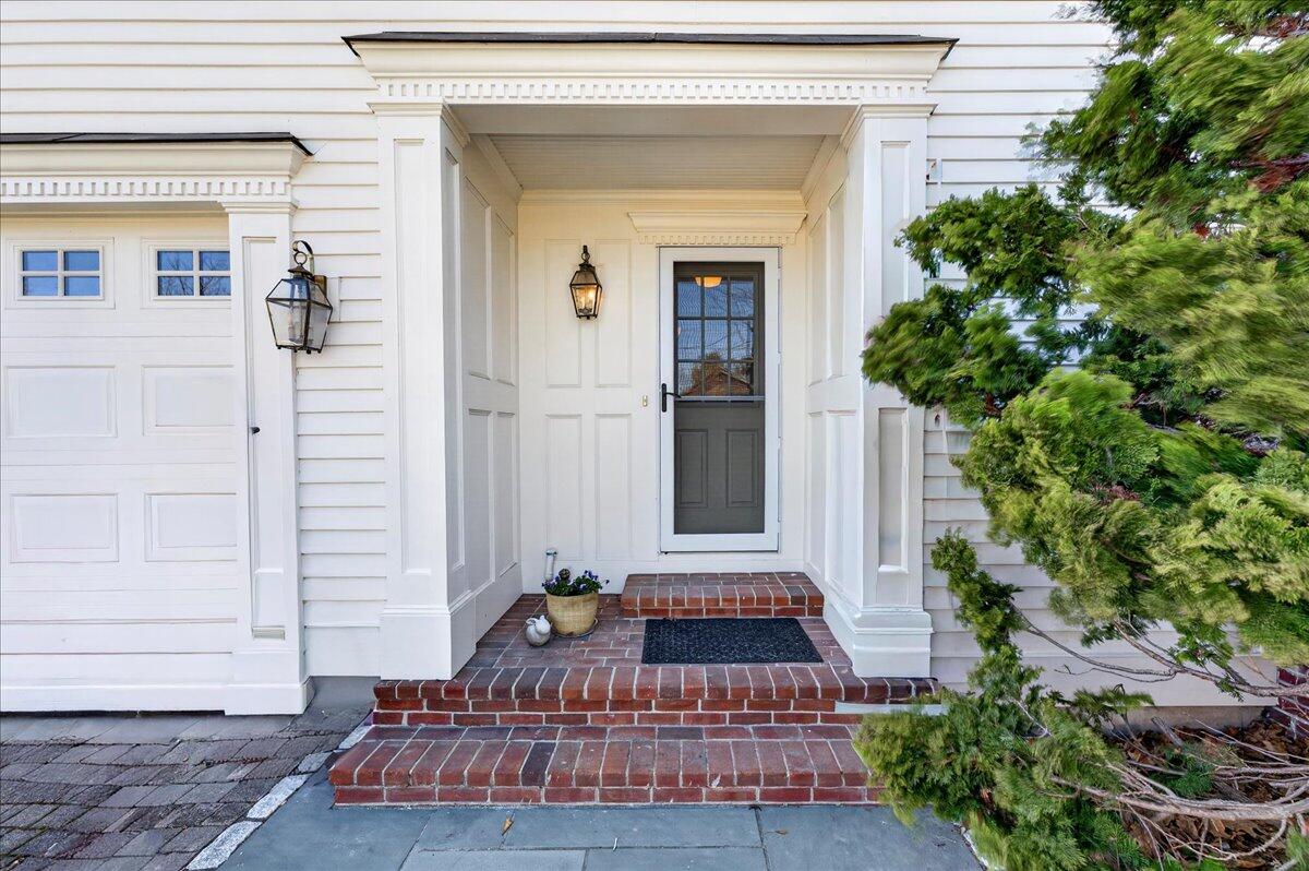22 Royall Point Road