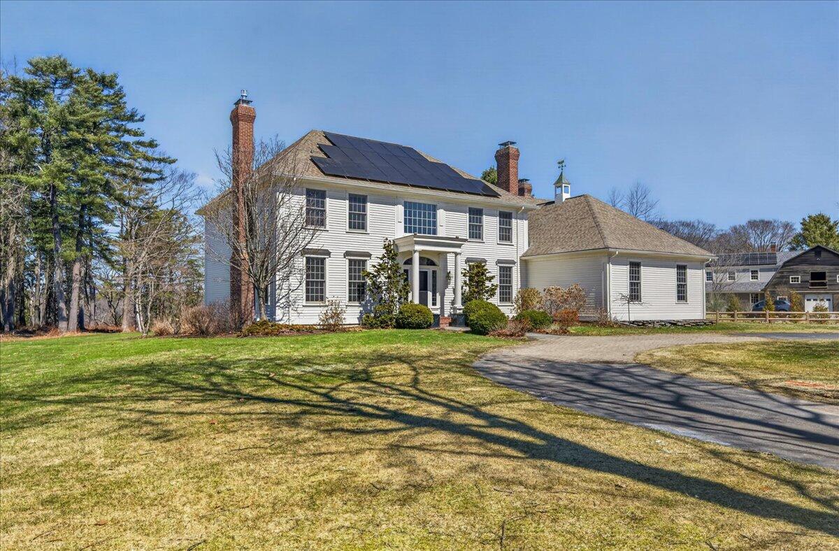 22 Royall Point Road