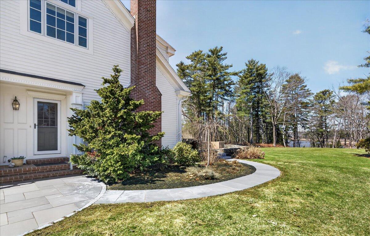 22 Royall Point Road