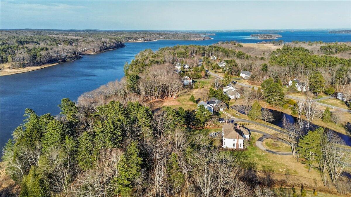 22 Royall Point Road