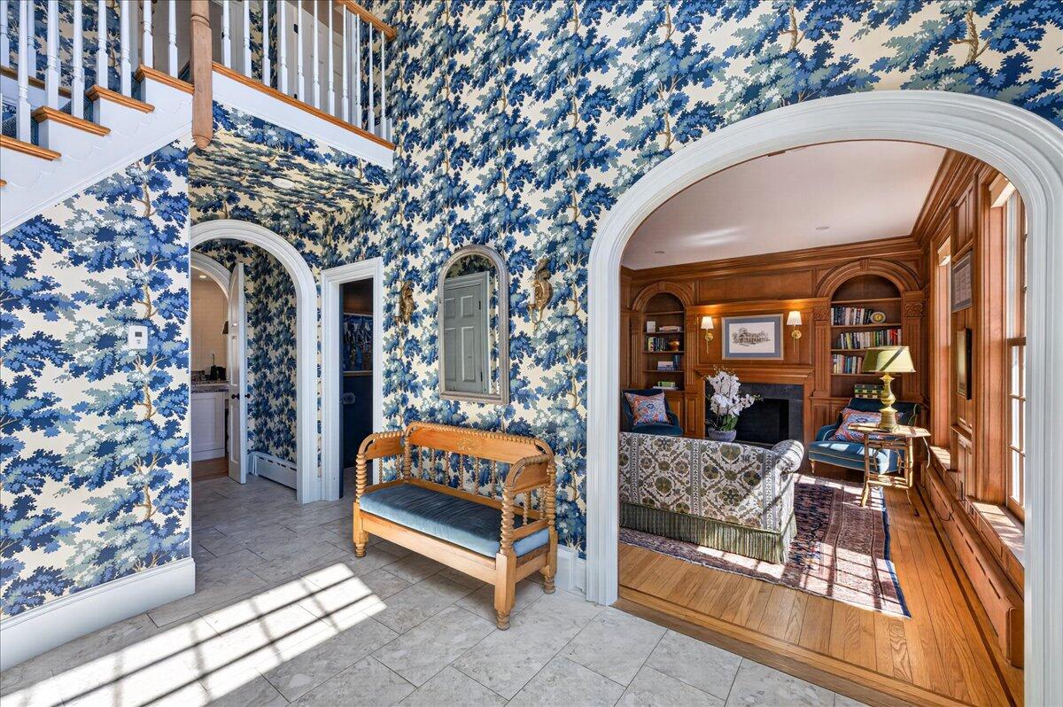 22 Royall Point Road