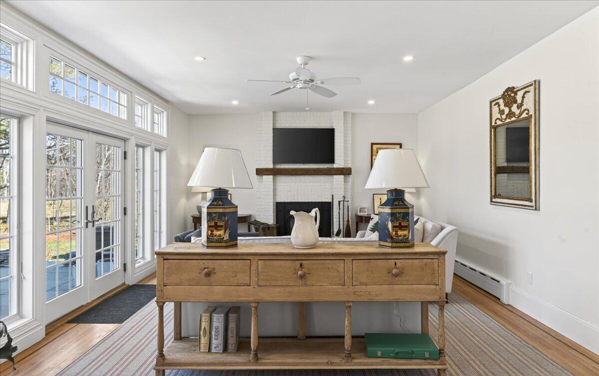 22 Royall Point Road