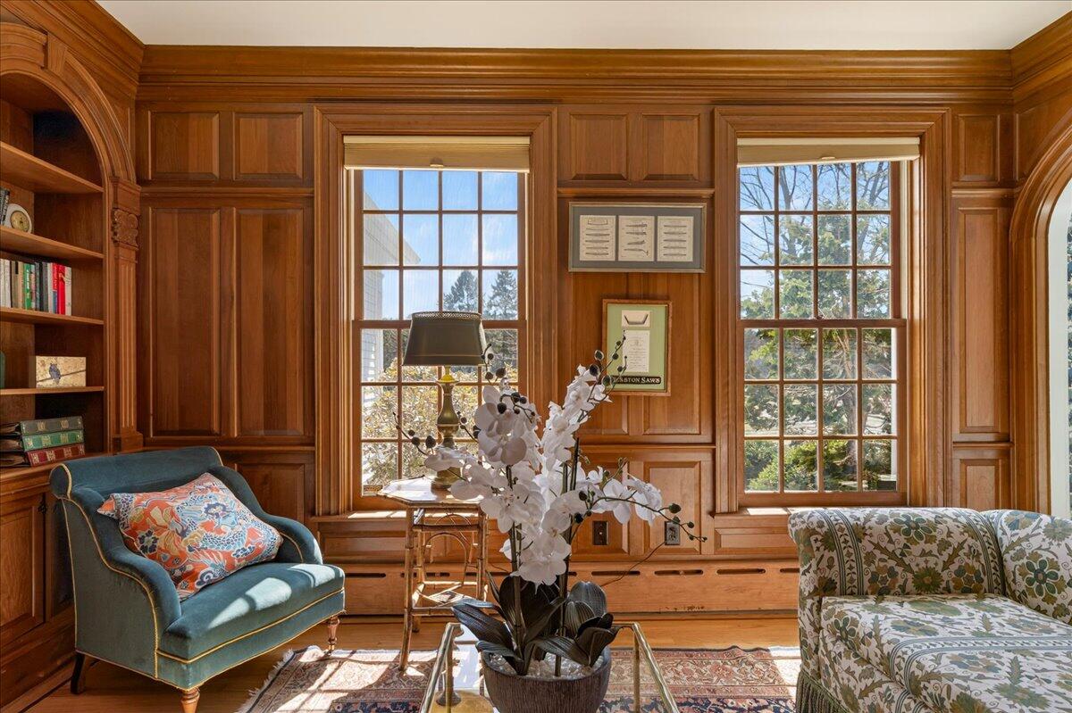 22 Royall Point Road
