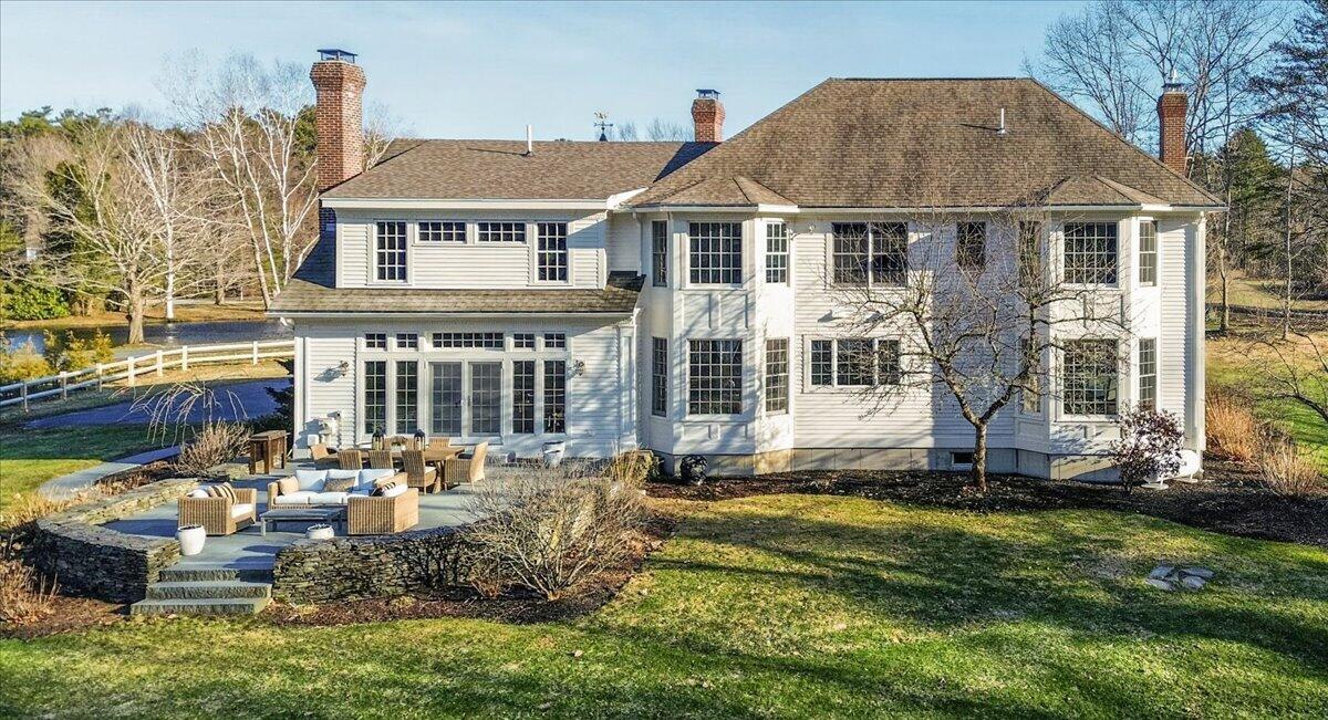 22 Royall Point Road