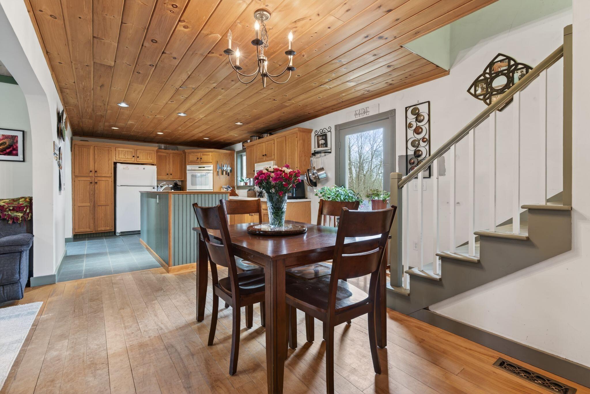 8 Colina Drive