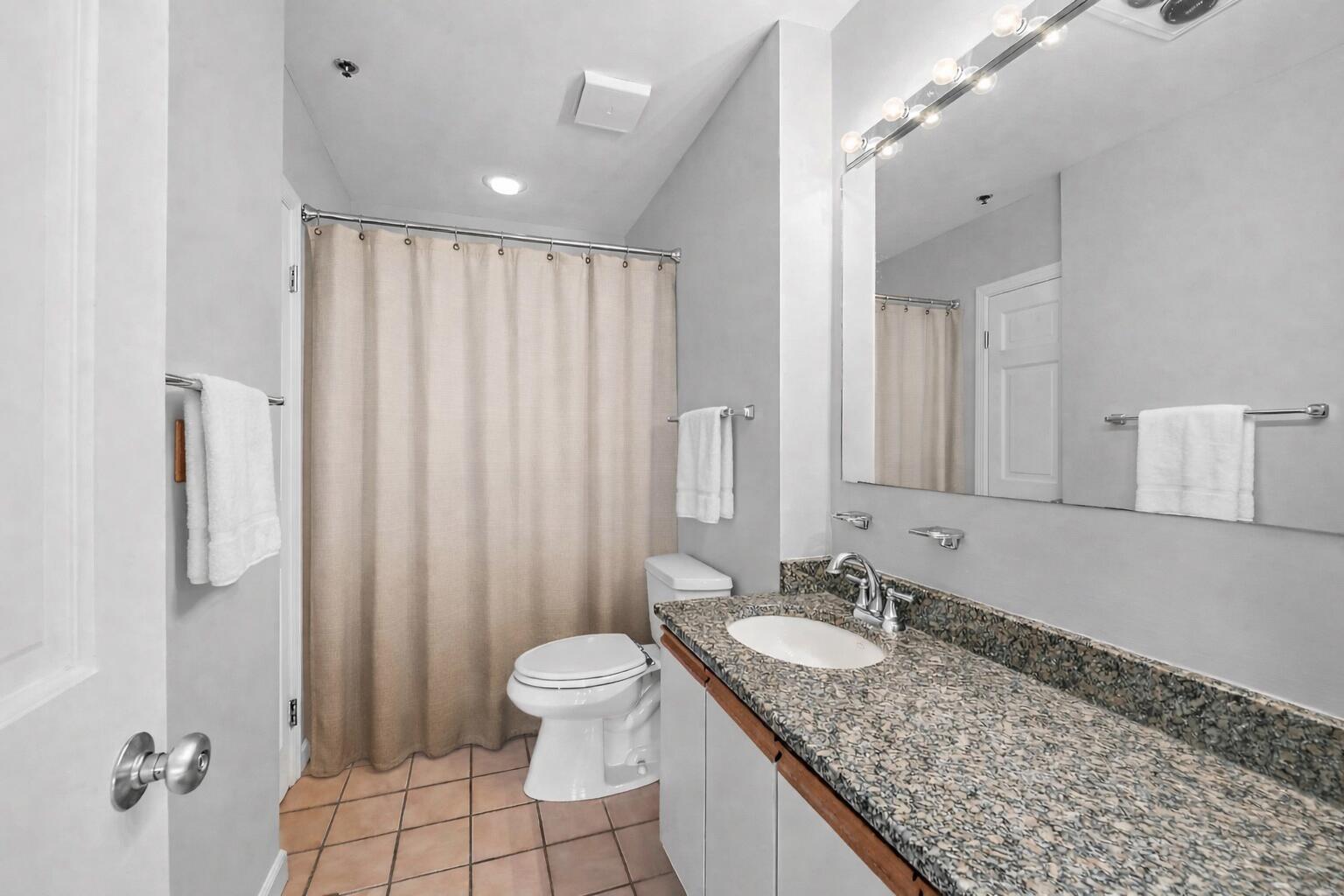 603 Chandler's Wharf 603