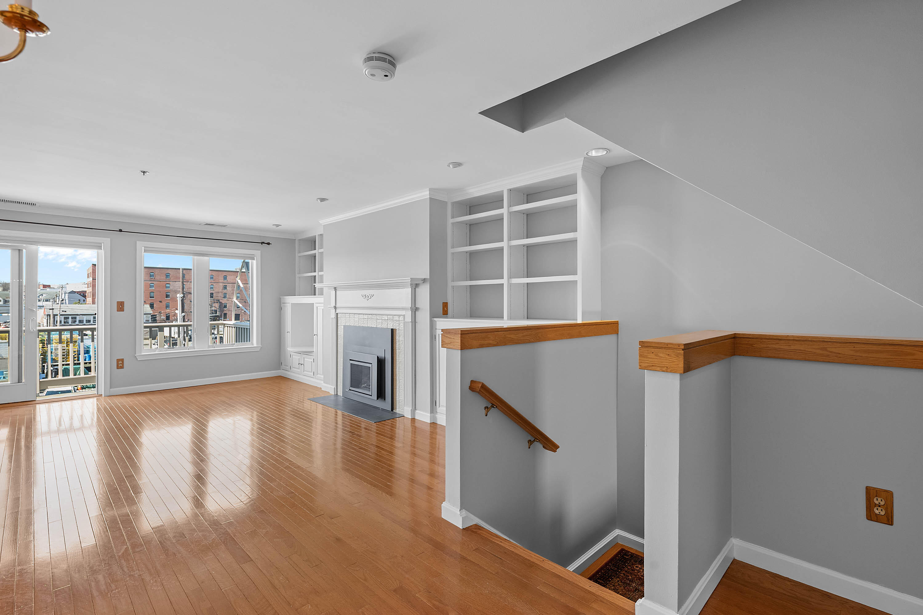 603 Chandler's Wharf 603