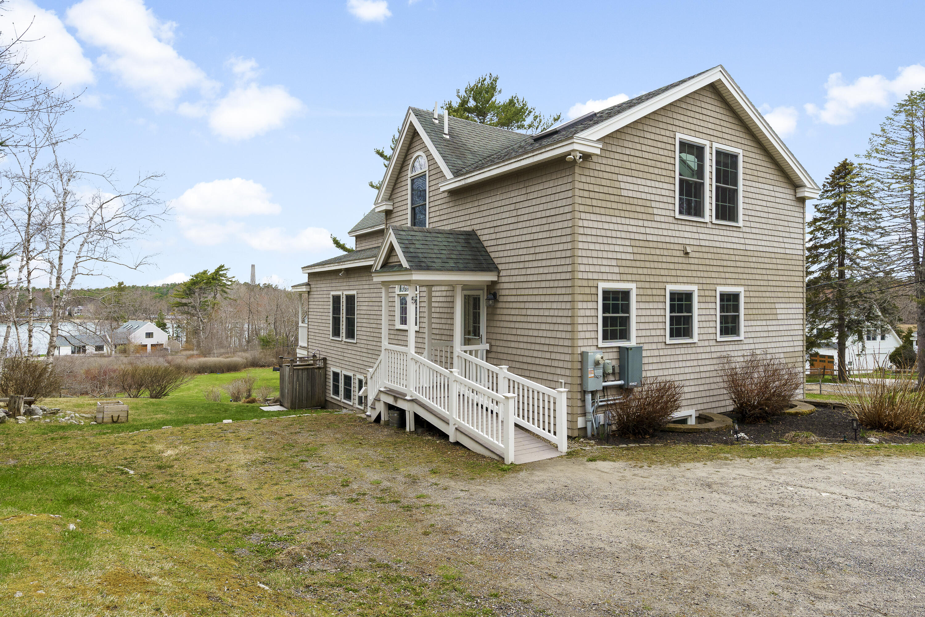 5 Crow's Nest Drive
