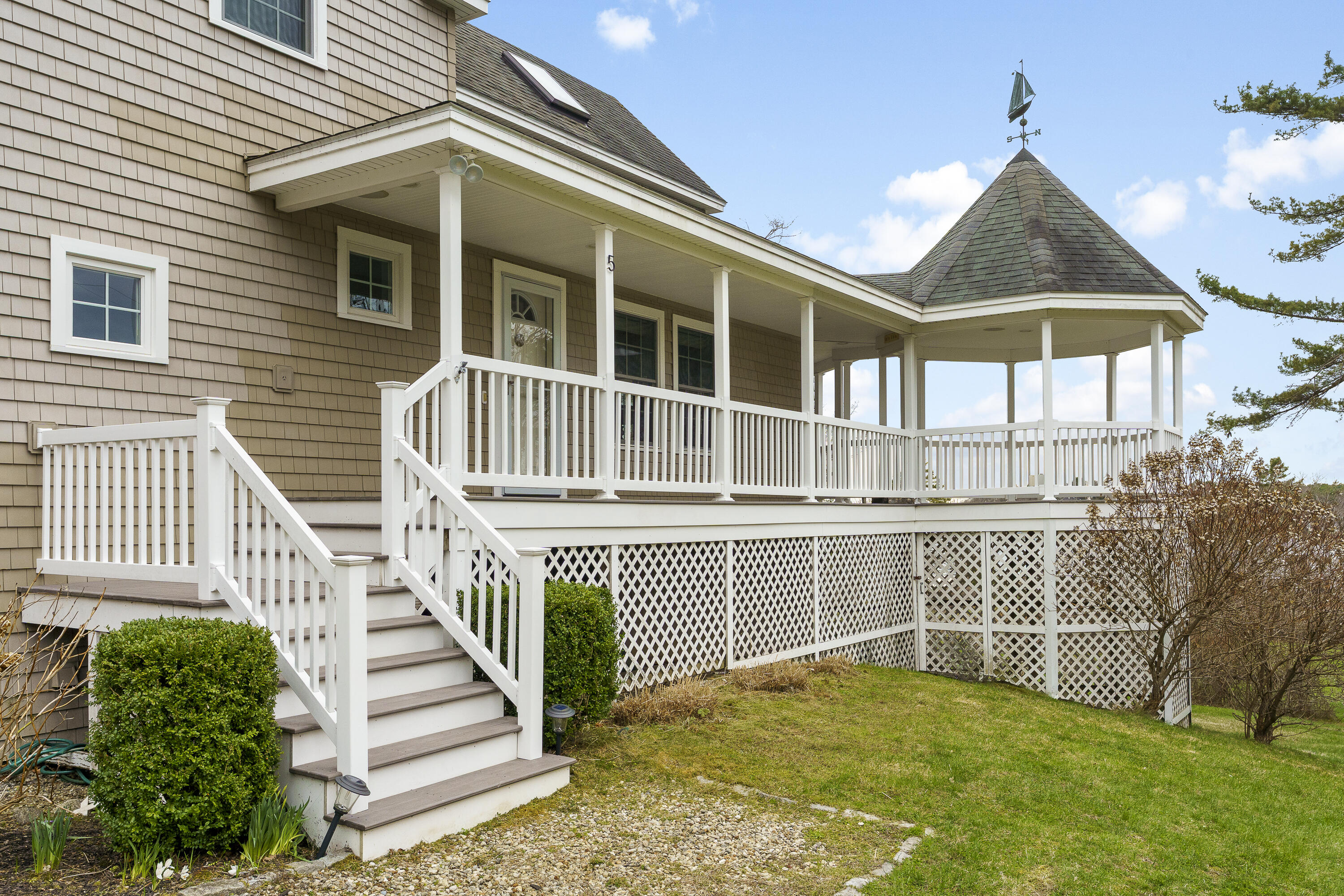 5 Crow's Nest Drive