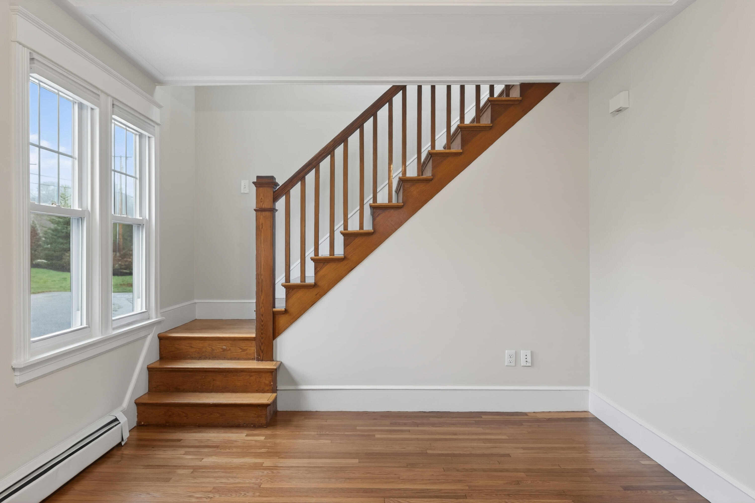 275 Middle Road