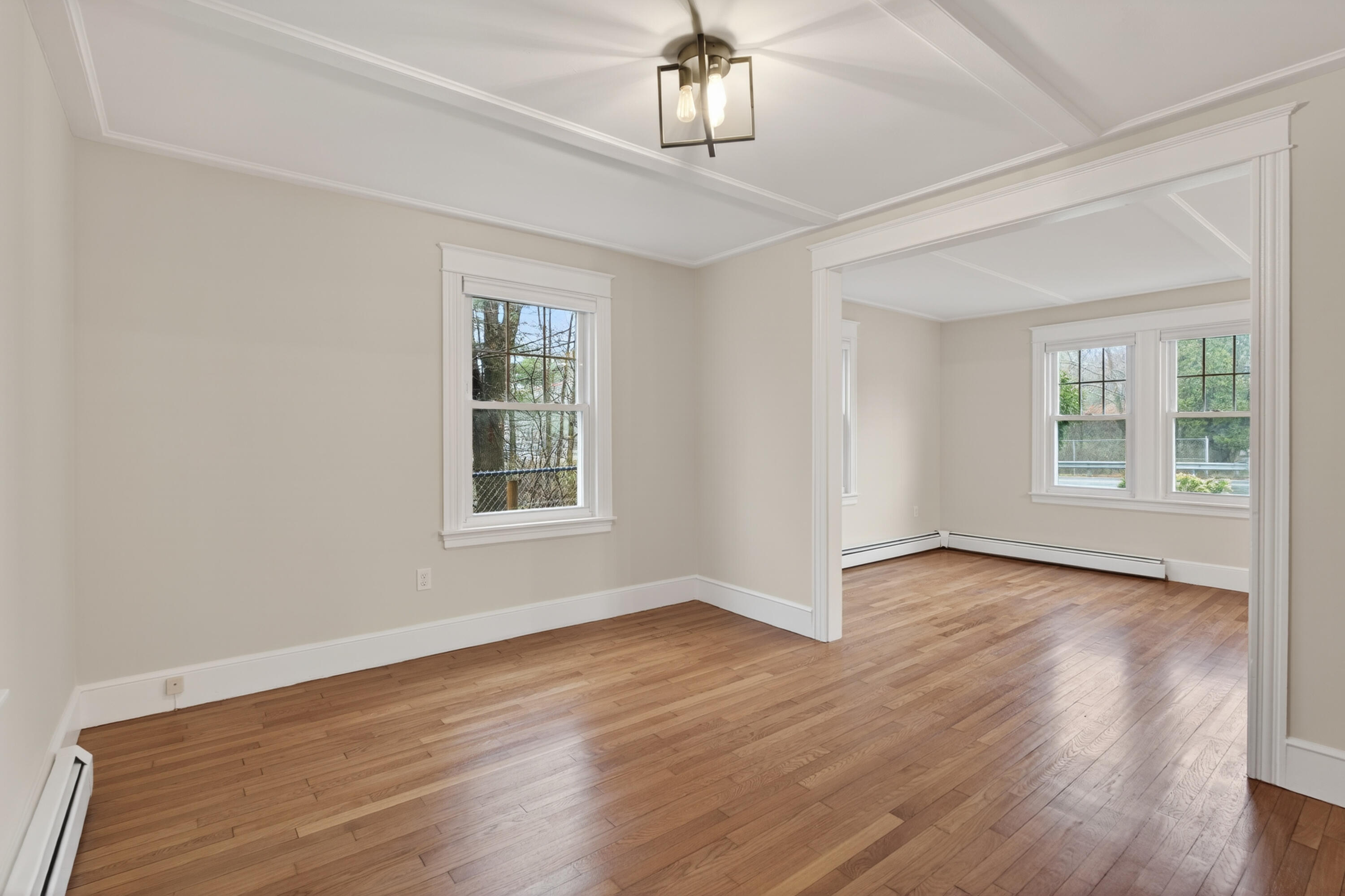 275 Middle Road