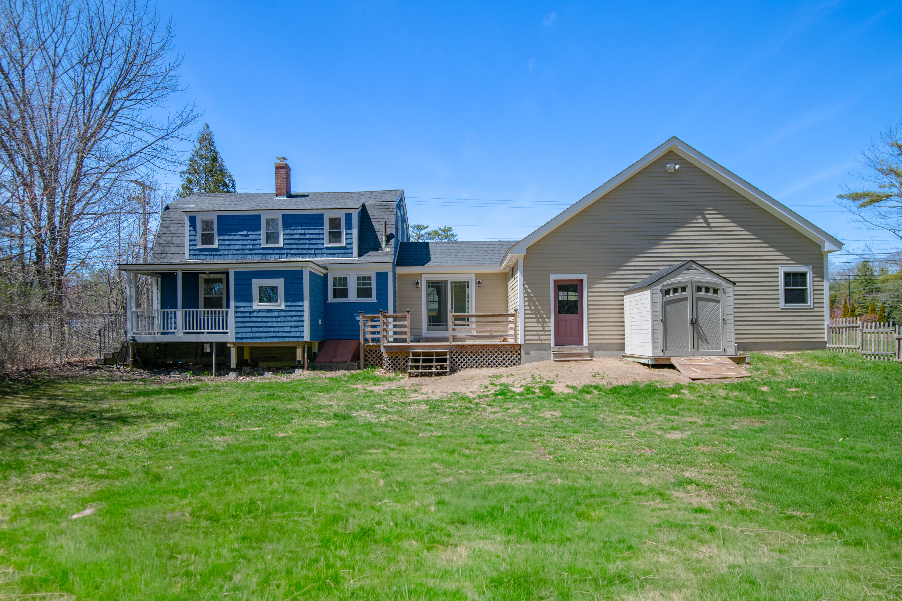 275 Middle Road