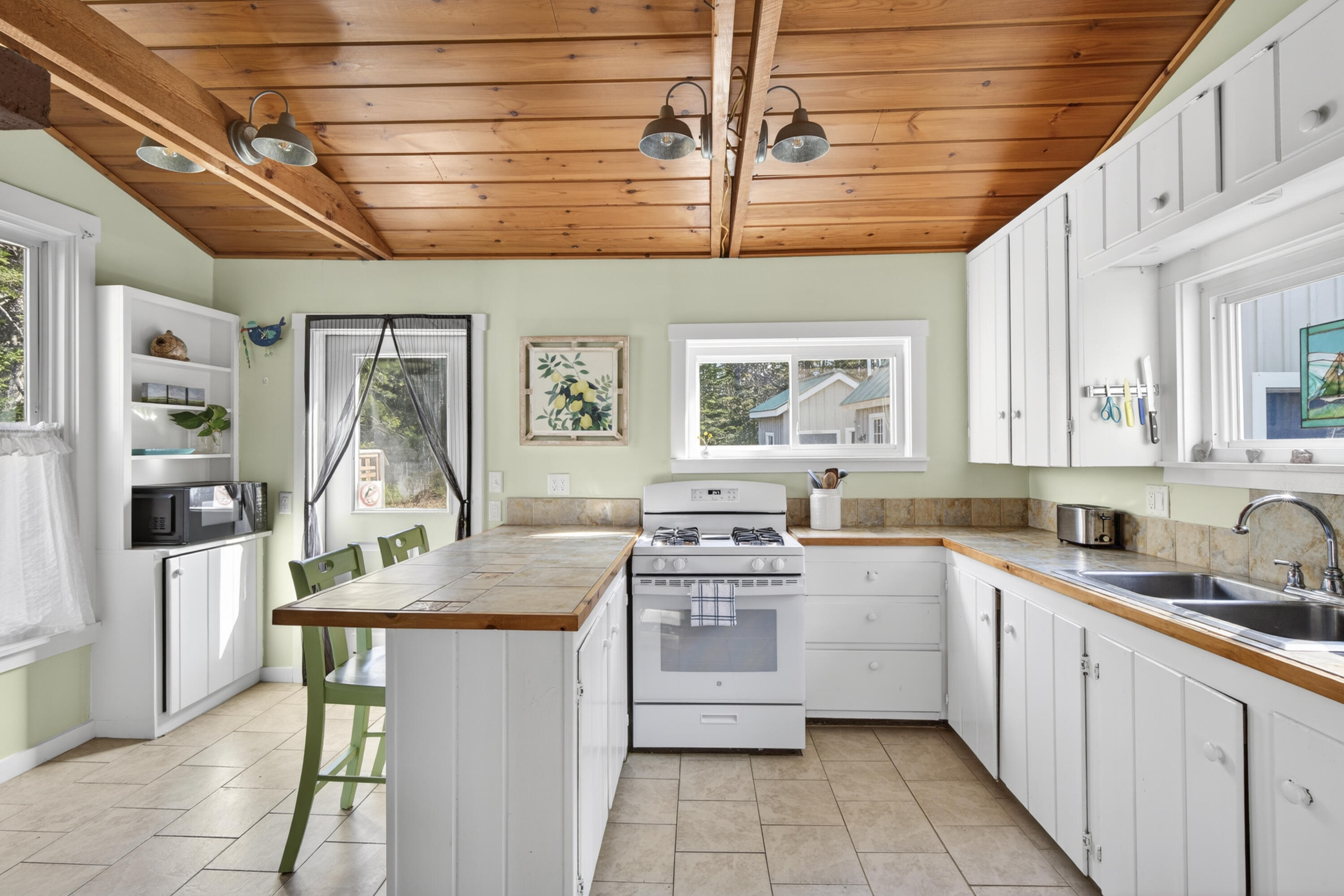 12 Harrington Cove Road