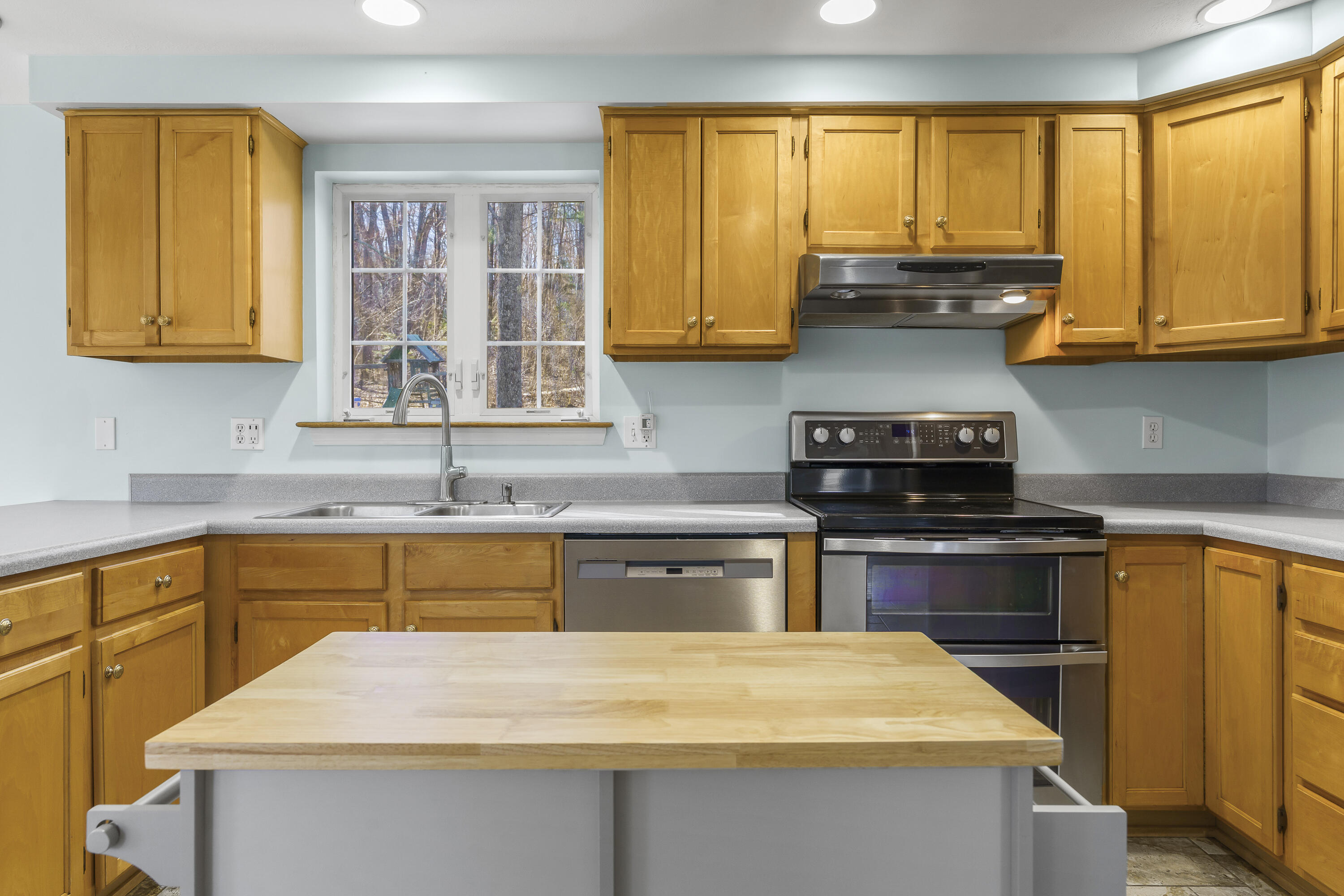23 Compass Rose Road