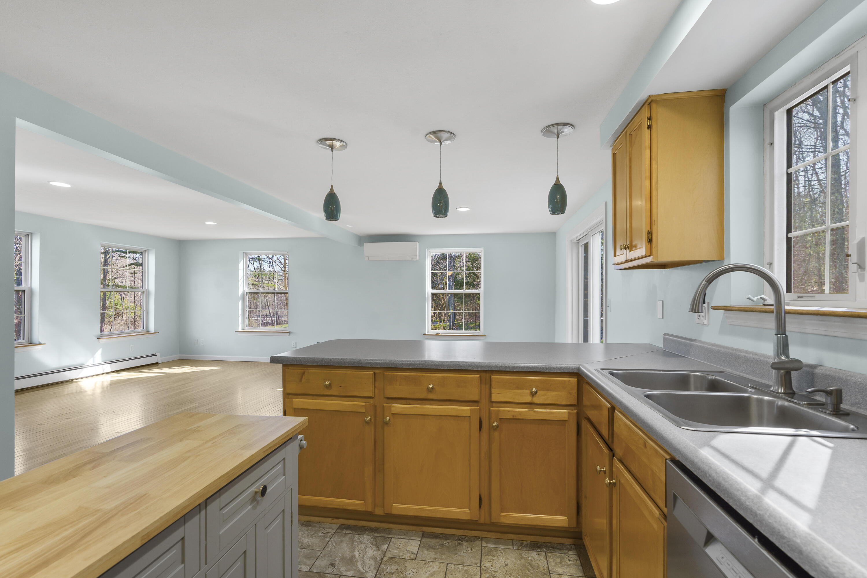 23 Compass Rose Road