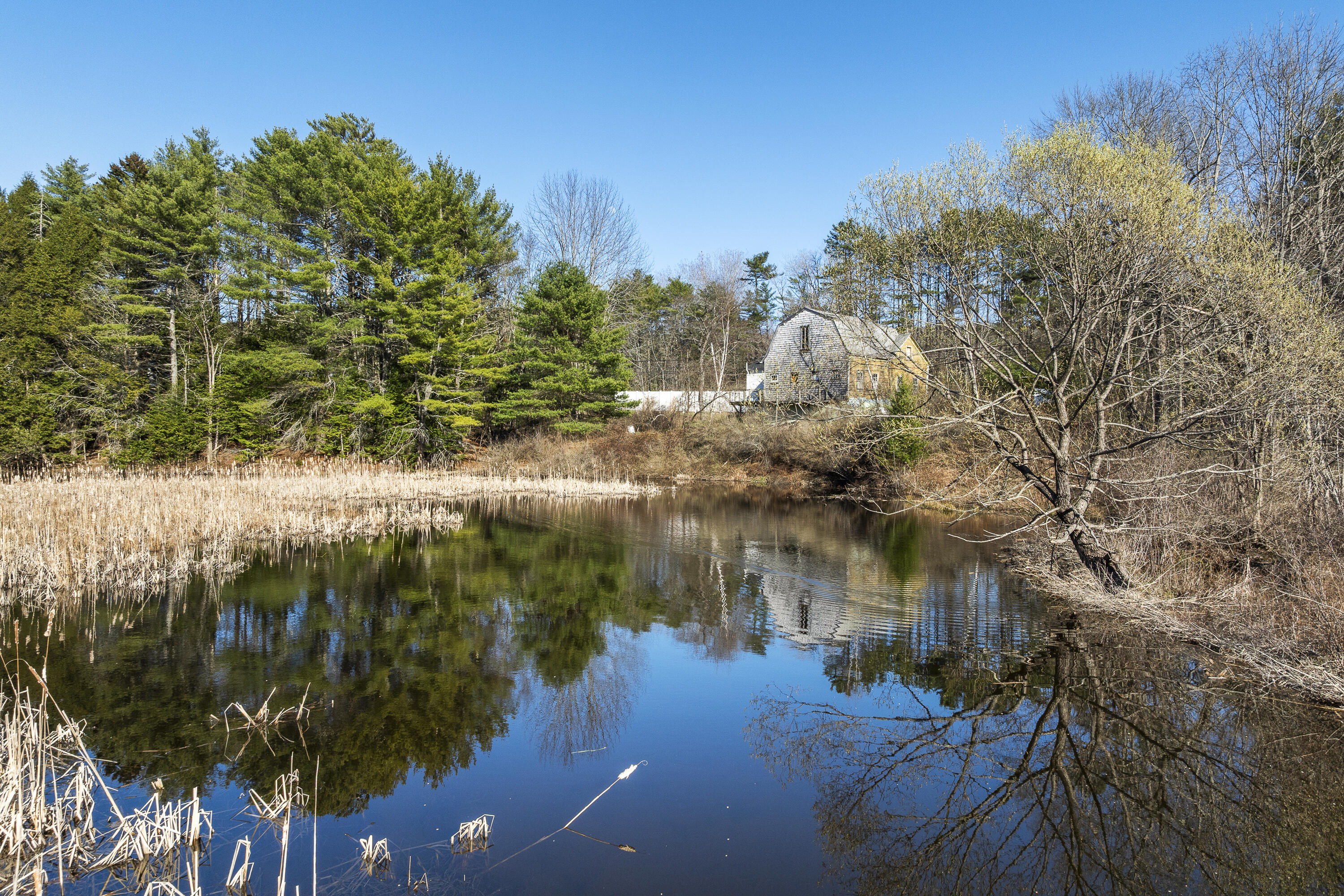 23 Compass Rose Road