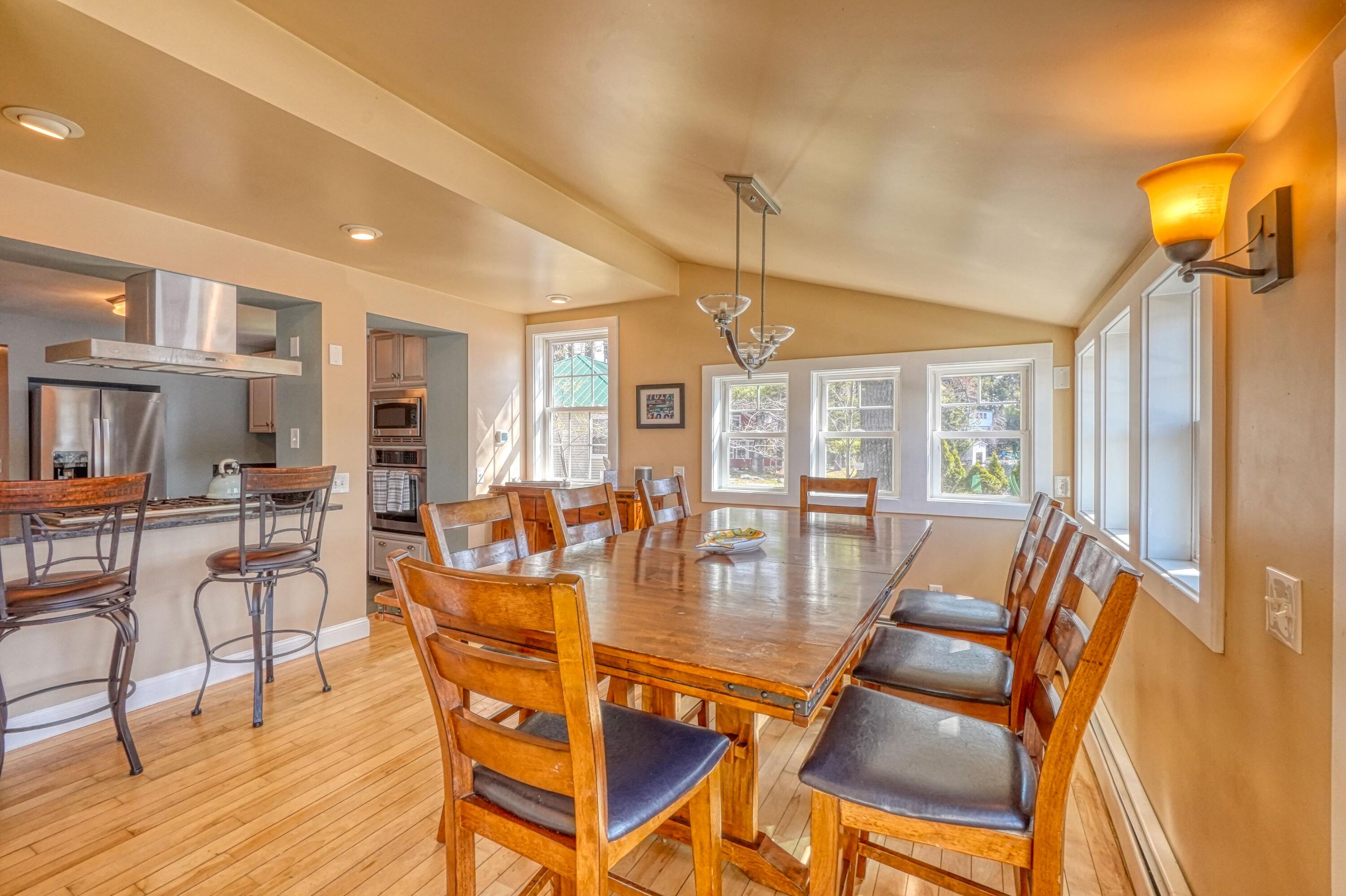 79 Rocky Shore Lane