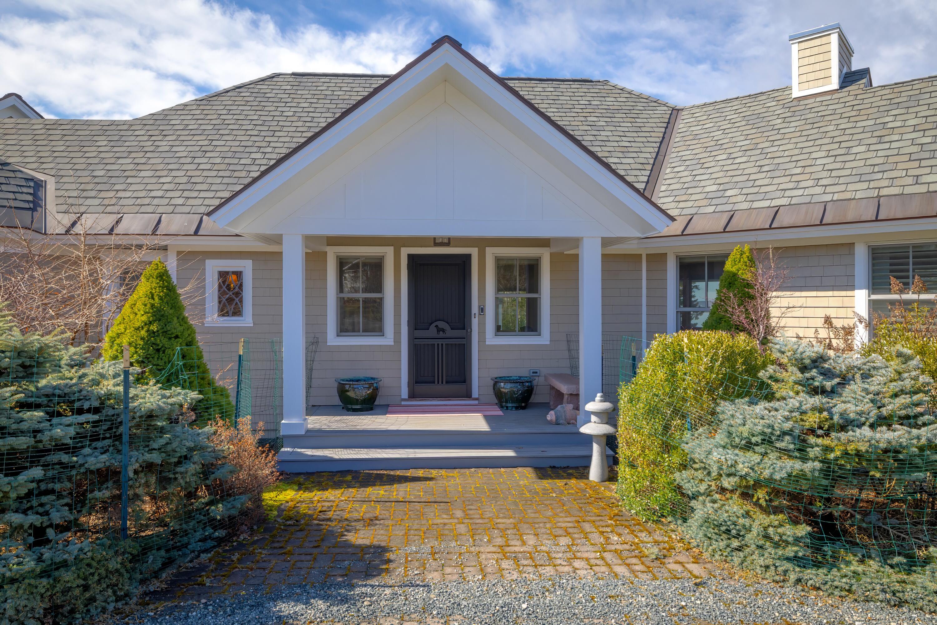 98 Birdsong Lane