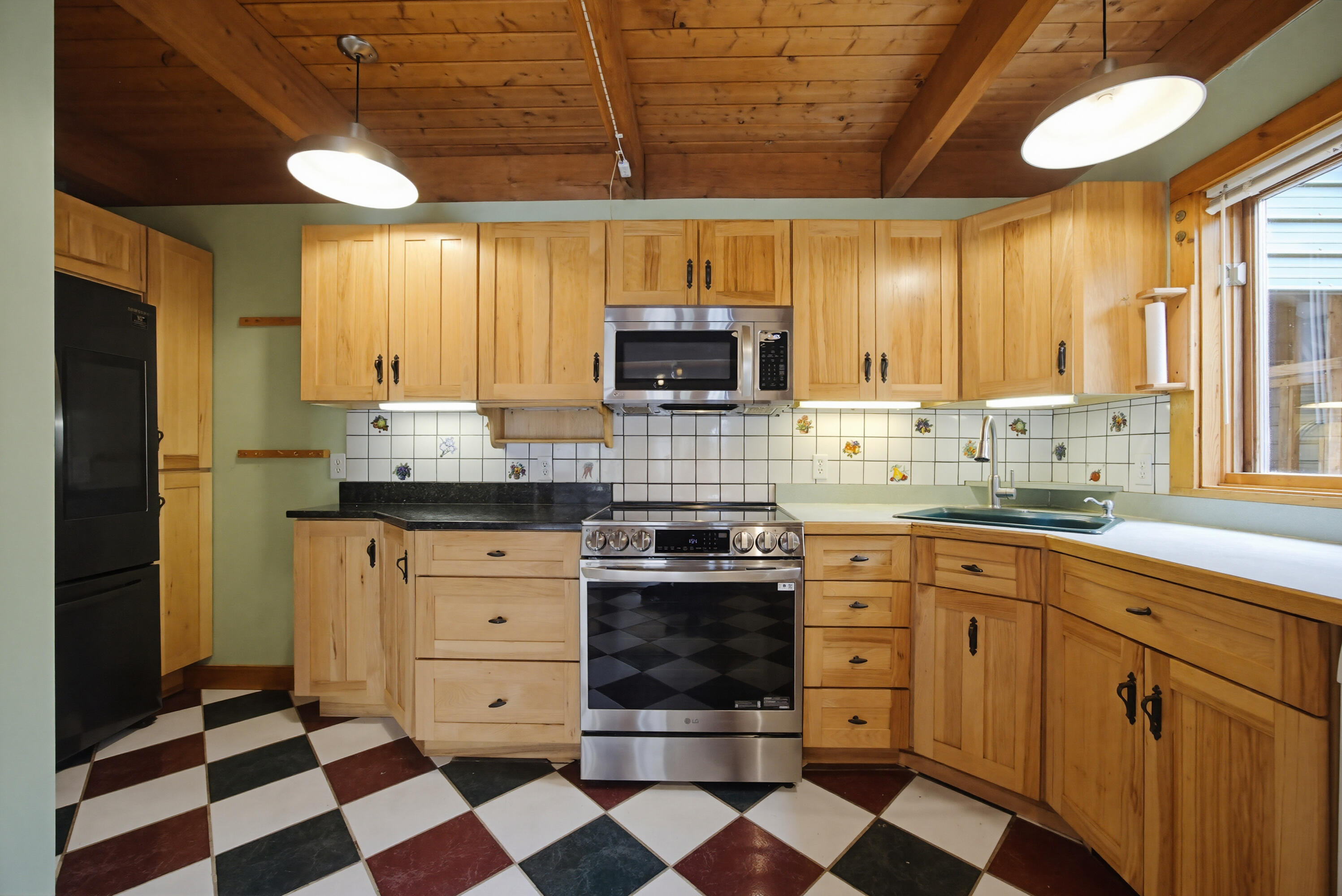 197 Old Country Way