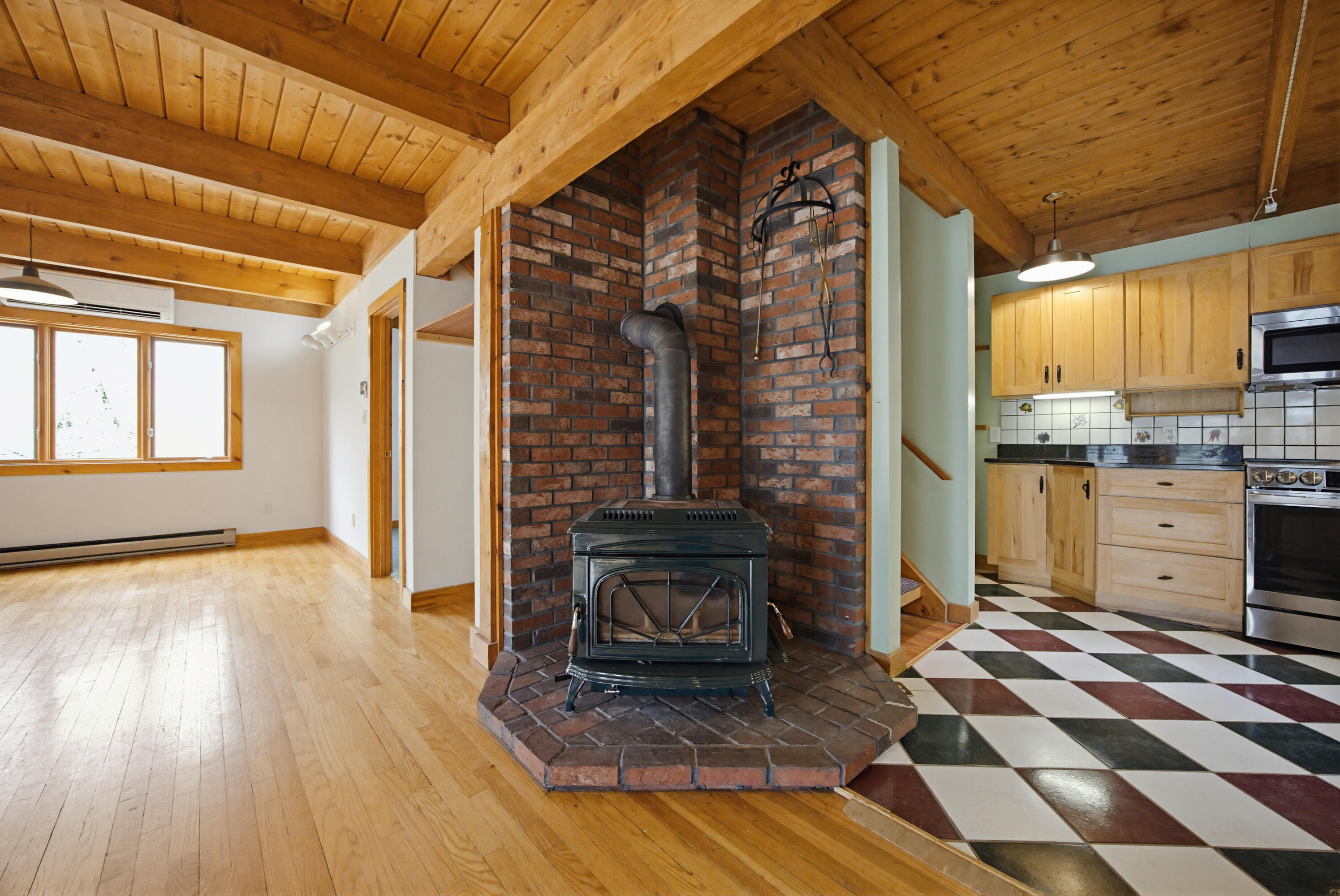 197 Old Country Way