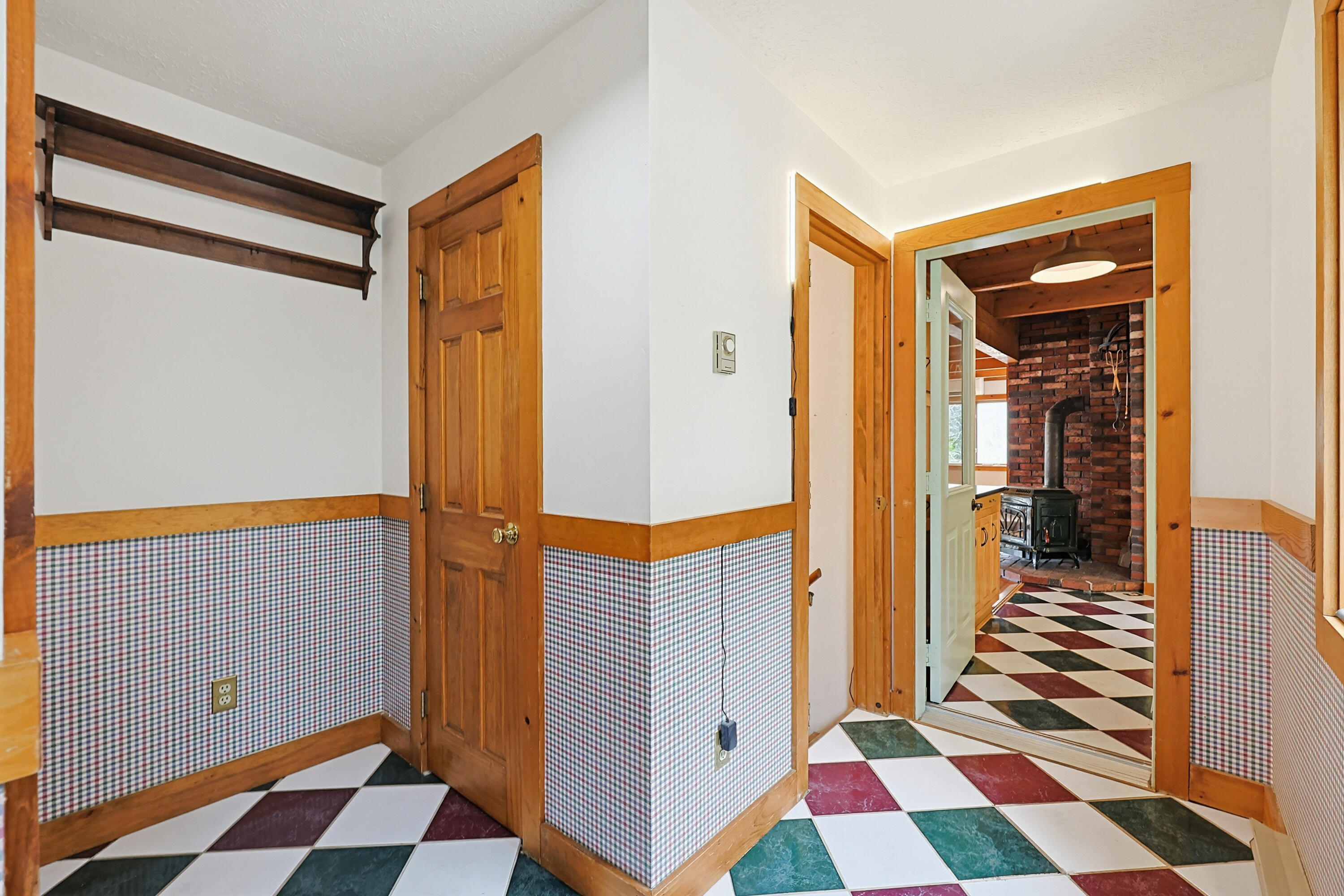 197 Old Country Way