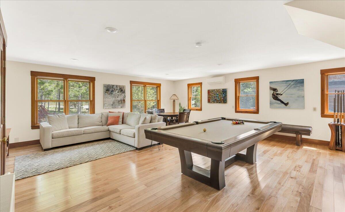 70 Ledgewood Lane